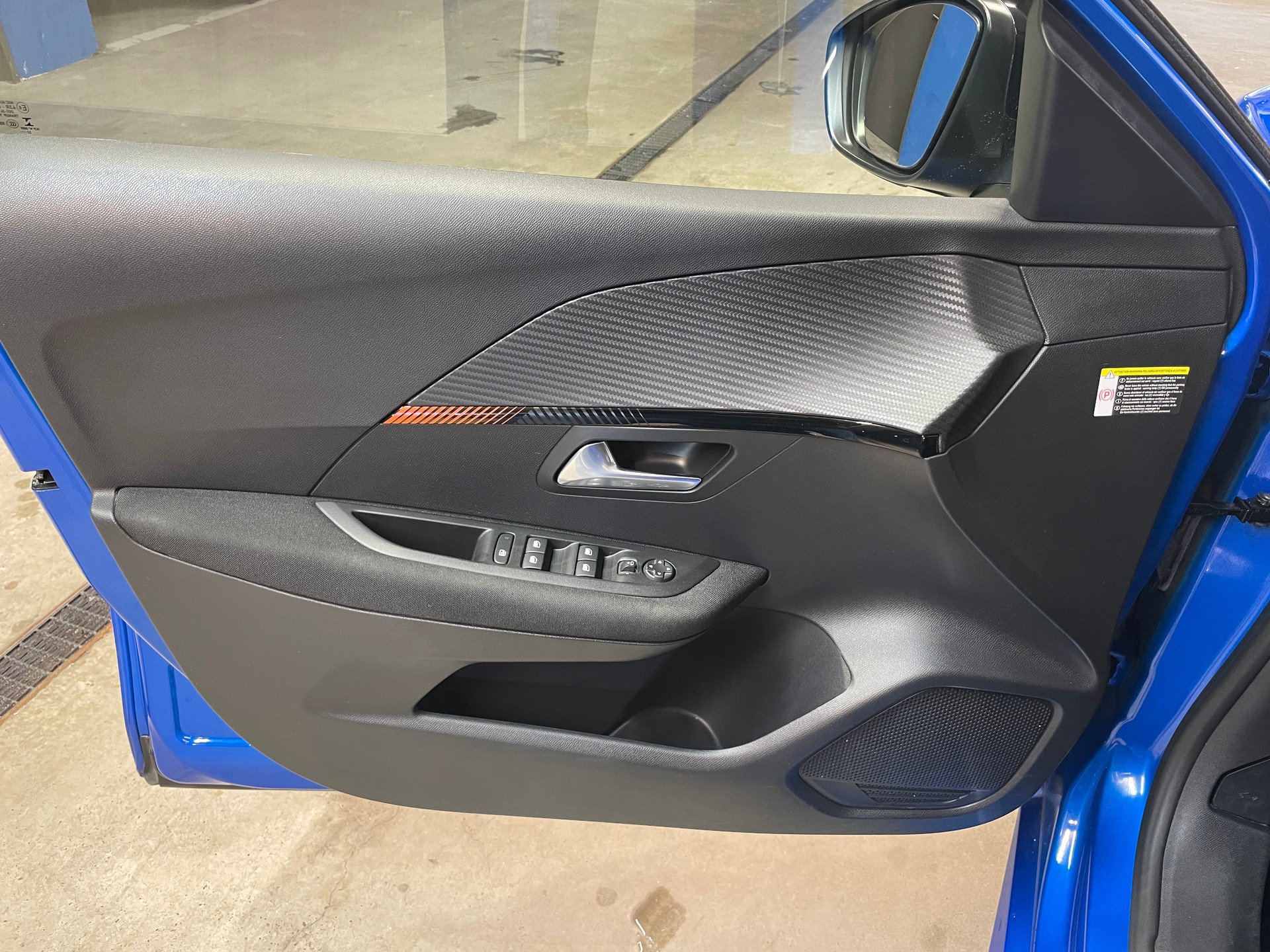 PEUGEOT 208 Elektrik Active Pack-image-10