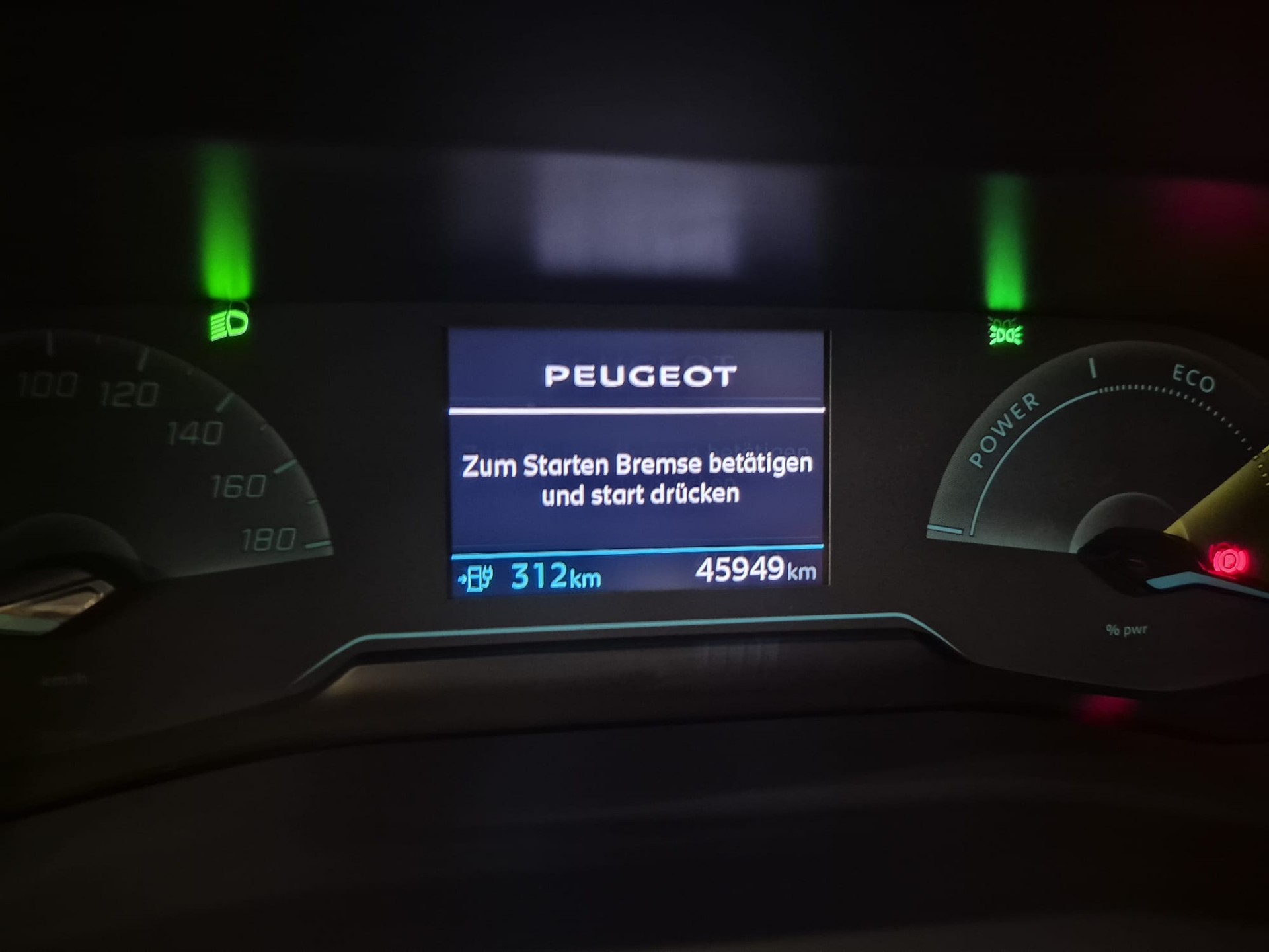 PEUGEOT 208 Elektrik Active Pack-image-24