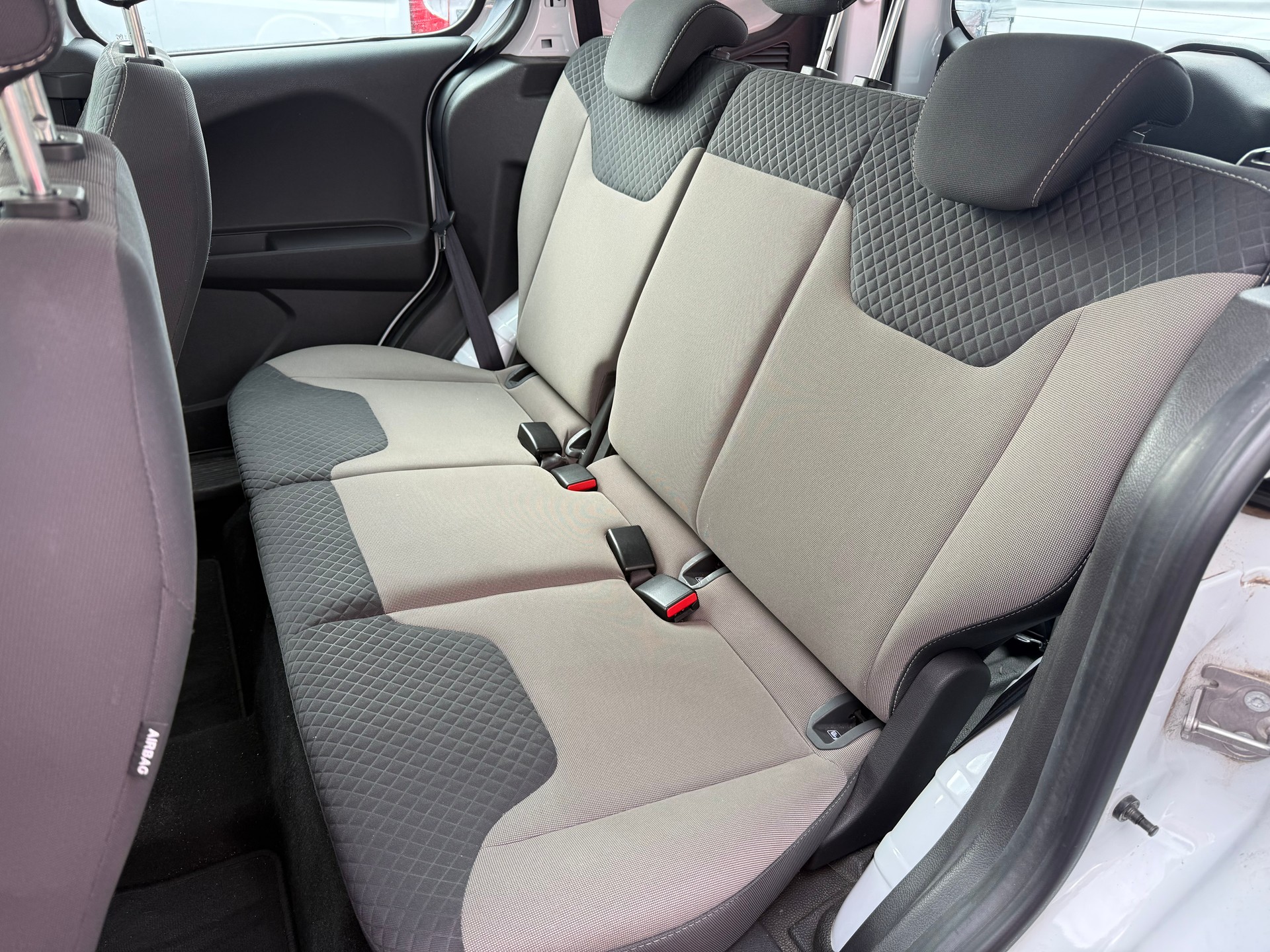 FORD Transit Courier Combi 1.5 TDCi Trend-image-7