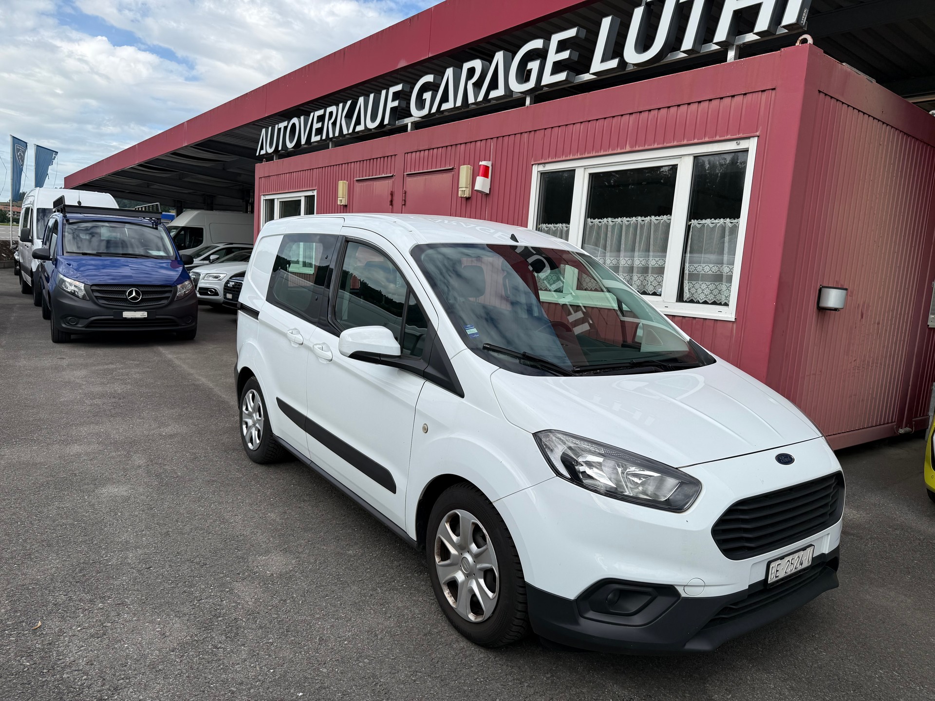 FORD Transit Courier Combi 1.5 TDCi Trend-image-0