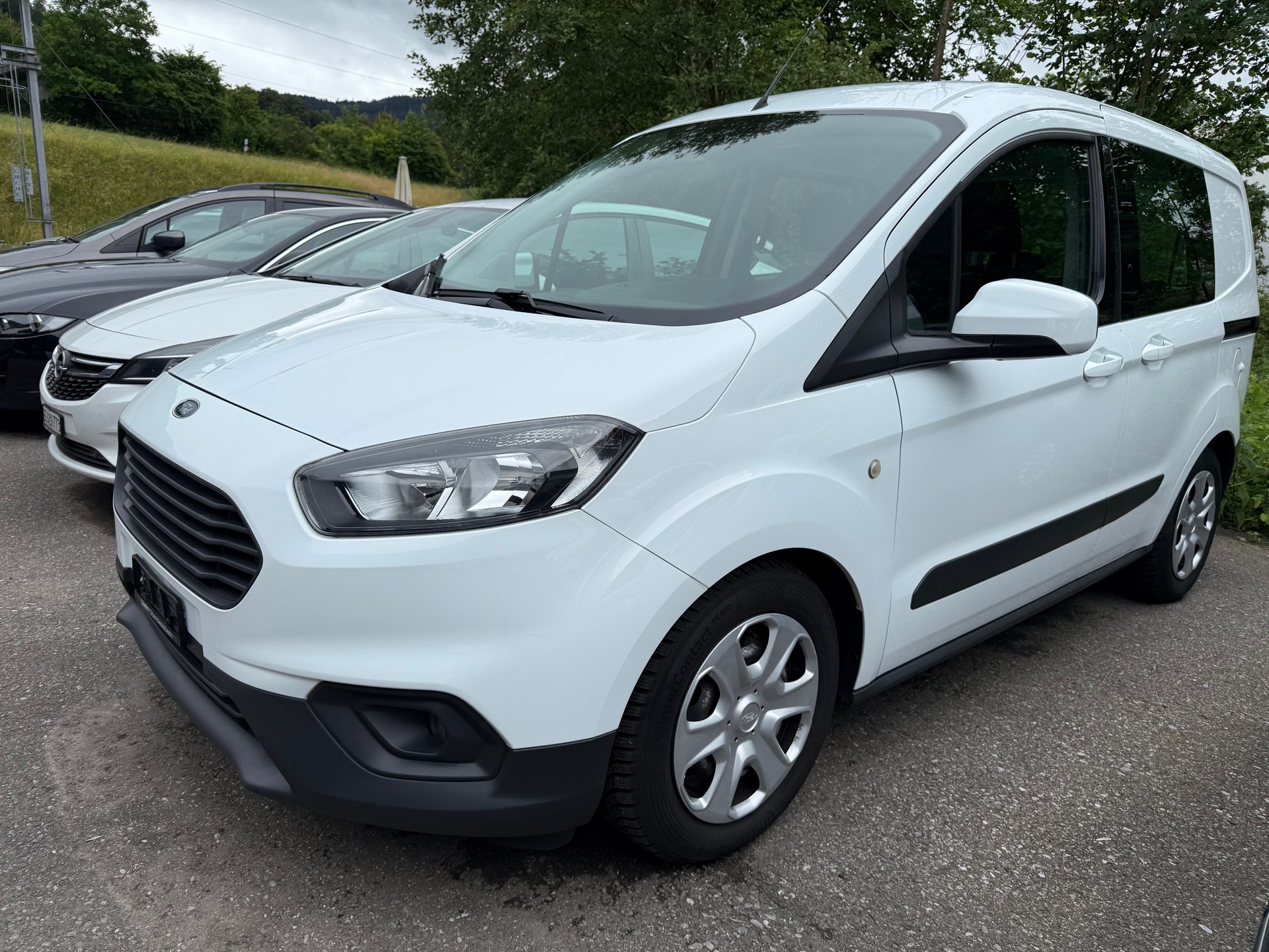 FORD Transit Courier Combi 1.5 TDCi Trend-image-1