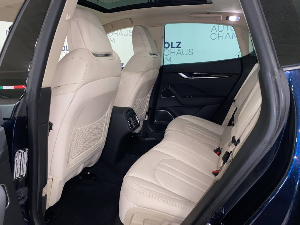 MASERATI Levante 3.0 V6 Modena-image-16
