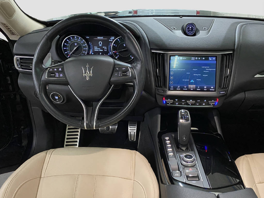 MASERATI Levante 3.0 V6 Modena-image-9