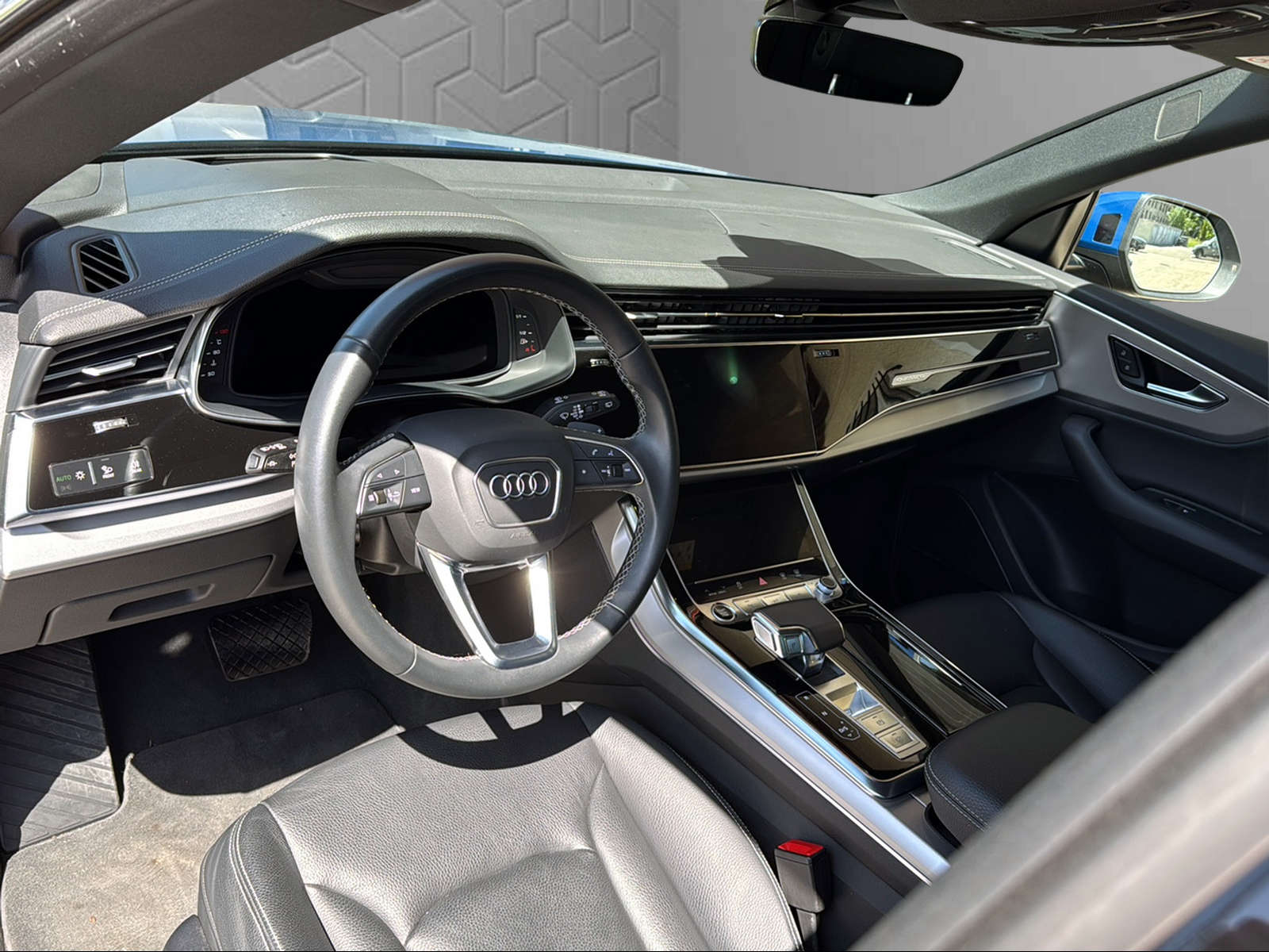 AUDI Q8 SUV 50 TDI quattro tiptronic-image-11