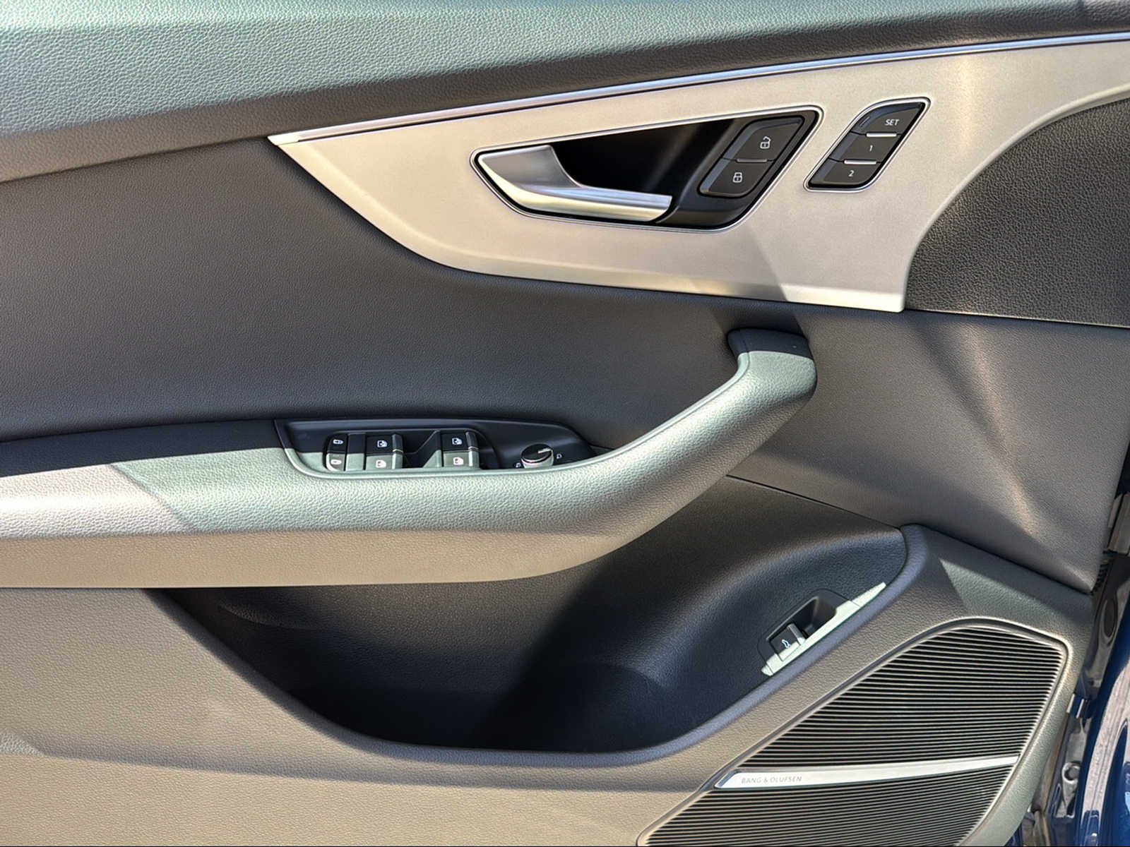 AUDI Q8 SUV 50 TDI quattro tiptronic-image-18