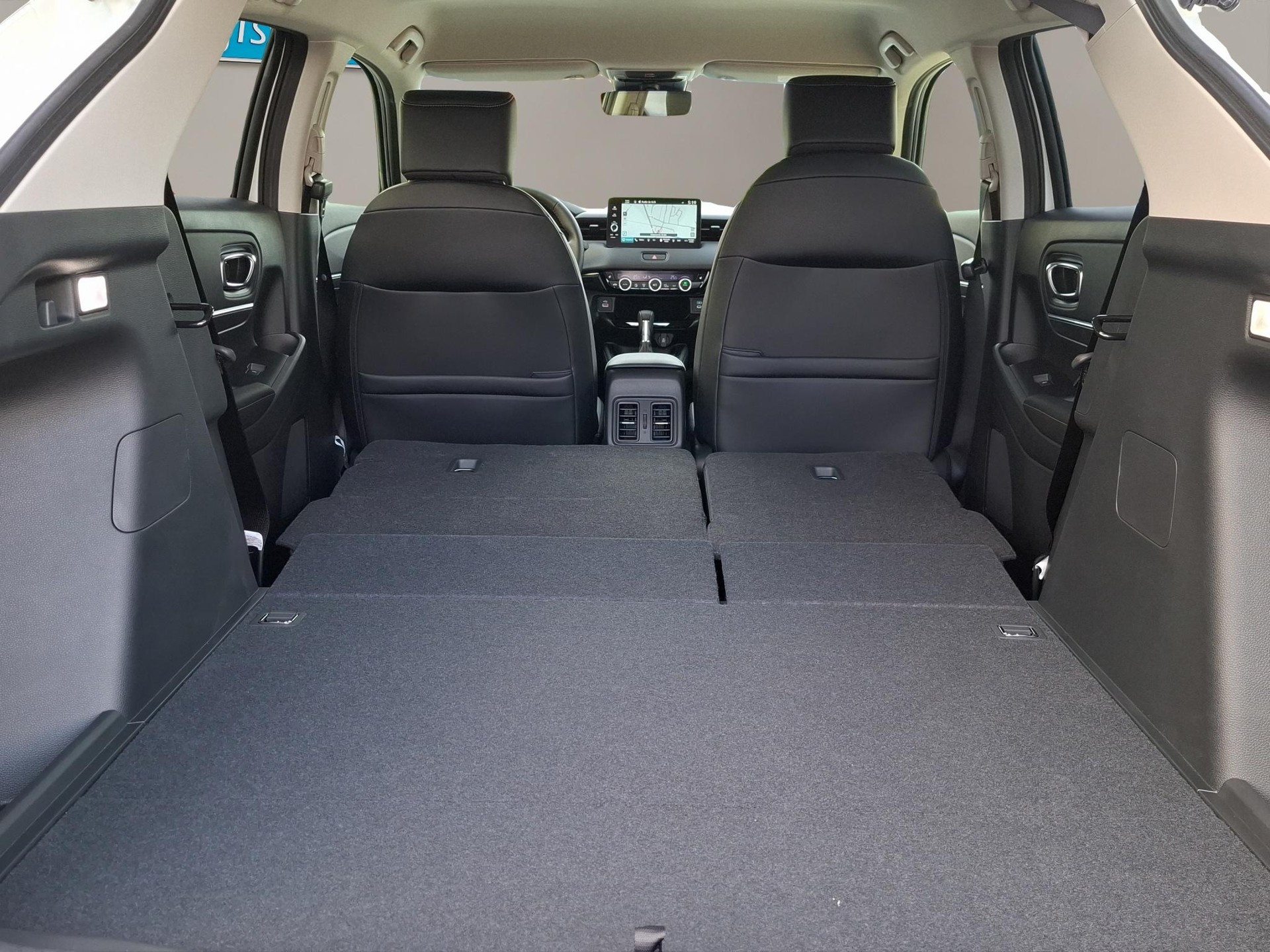 HONDA HR-V 1.5 i-MMD Advance-image-13