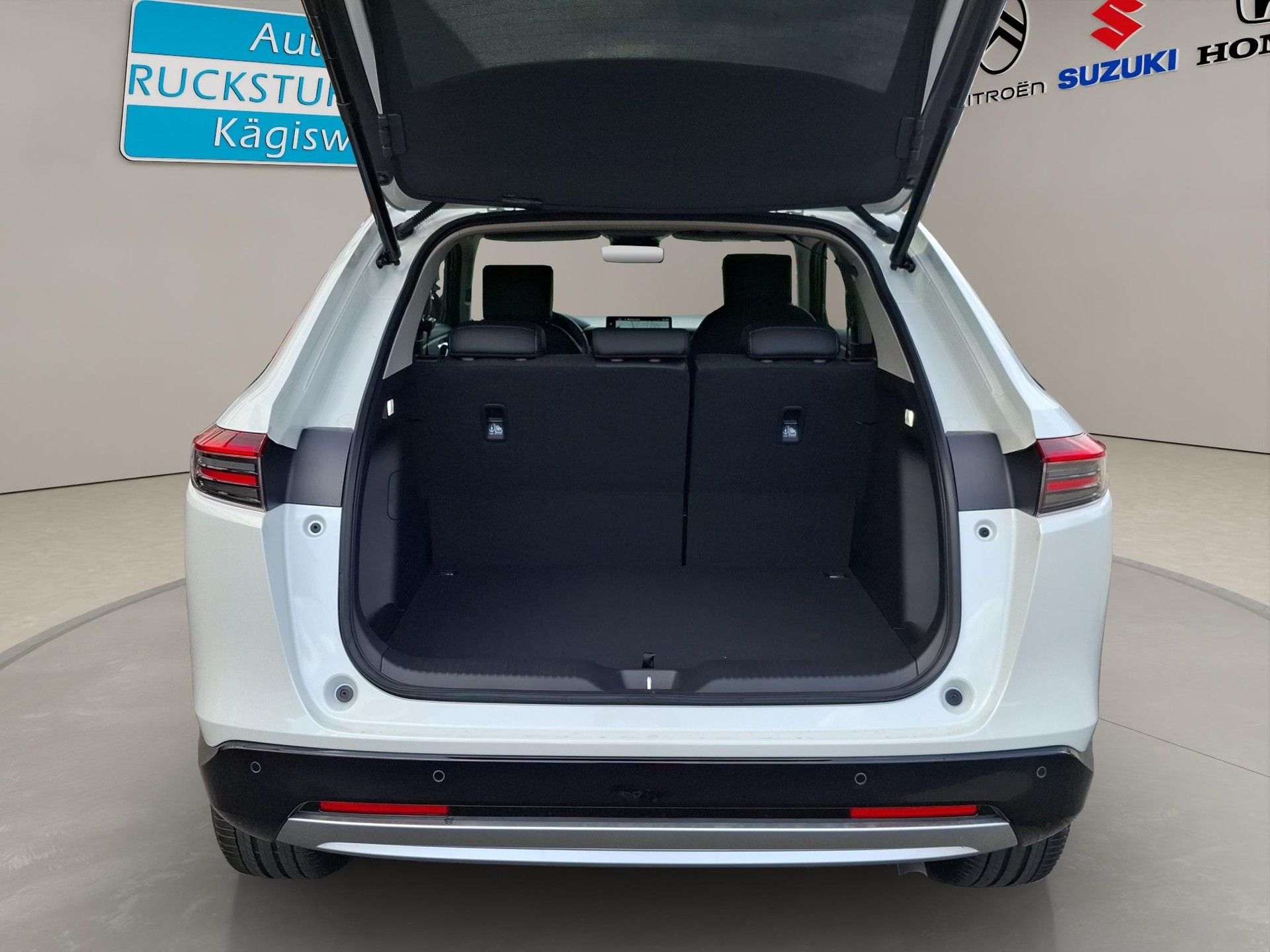 HONDA HR-V 1.5 i-MMD Advance-image-12