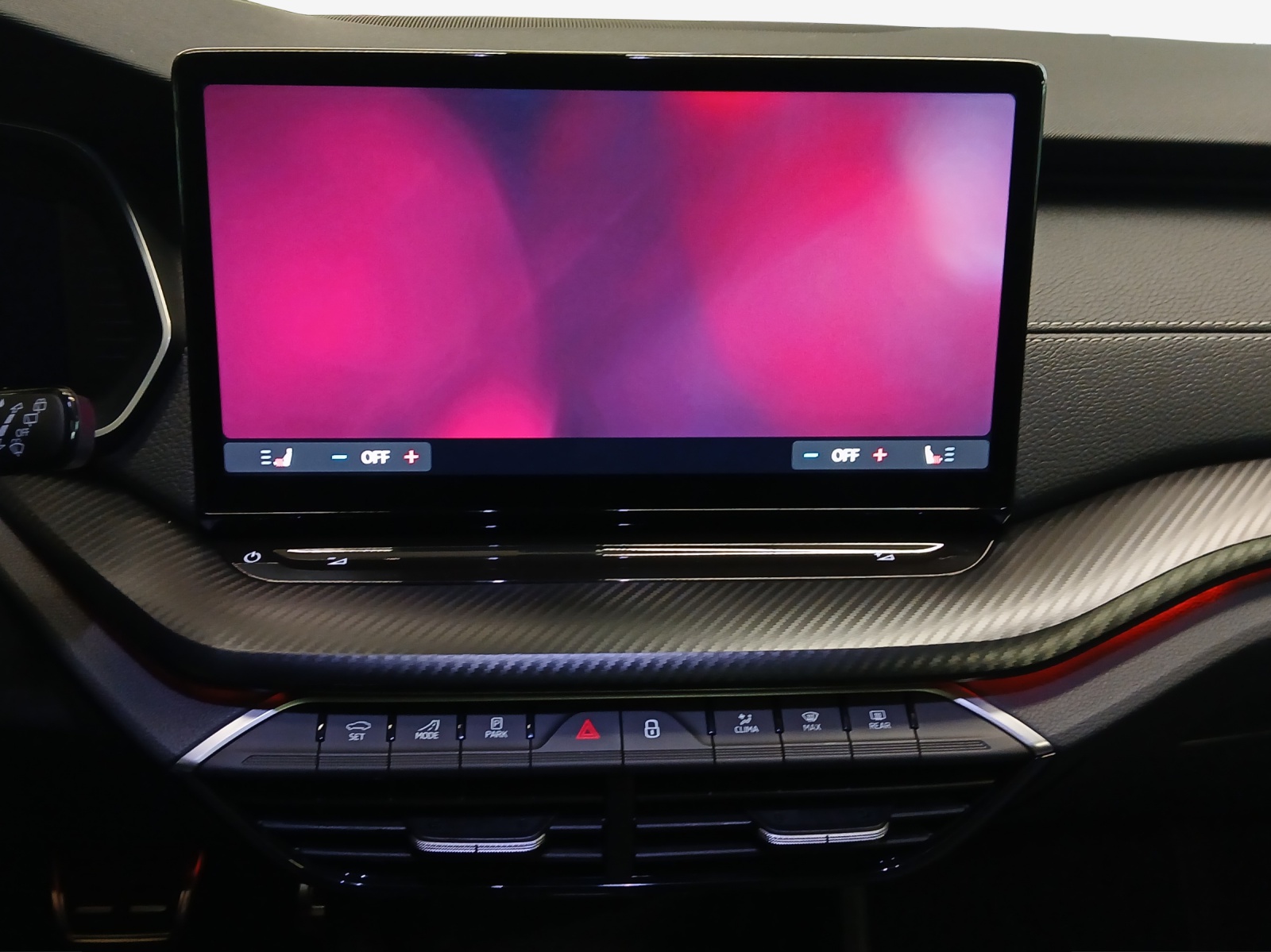 SKODA Octavia Combi 1.5 TSI mHEV DSG Sport Line-image-10