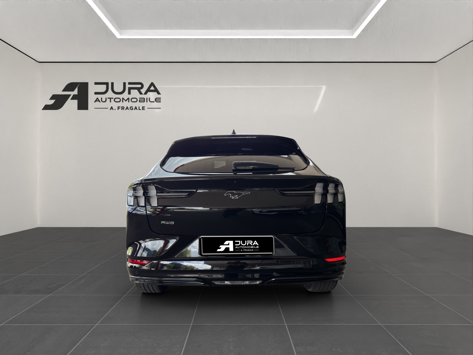 FORD Mustang Mach-E Premium AWD-image-5