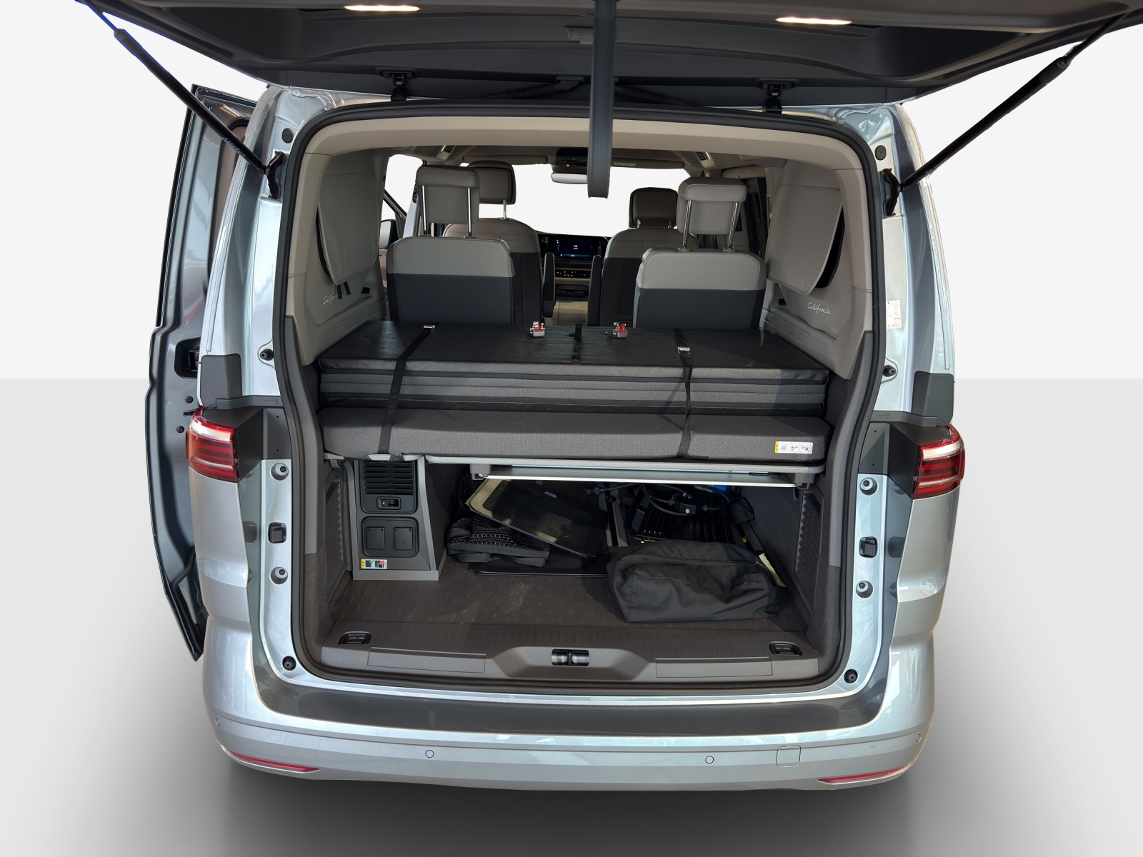 VW California eHybrid Beach Tour 4Motion-image-12