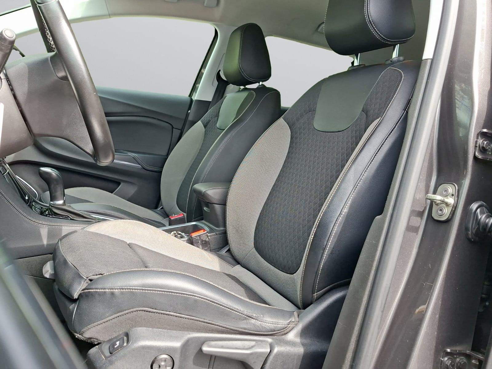 OPEL Grandland X 1.2i TP Automatik-image-9