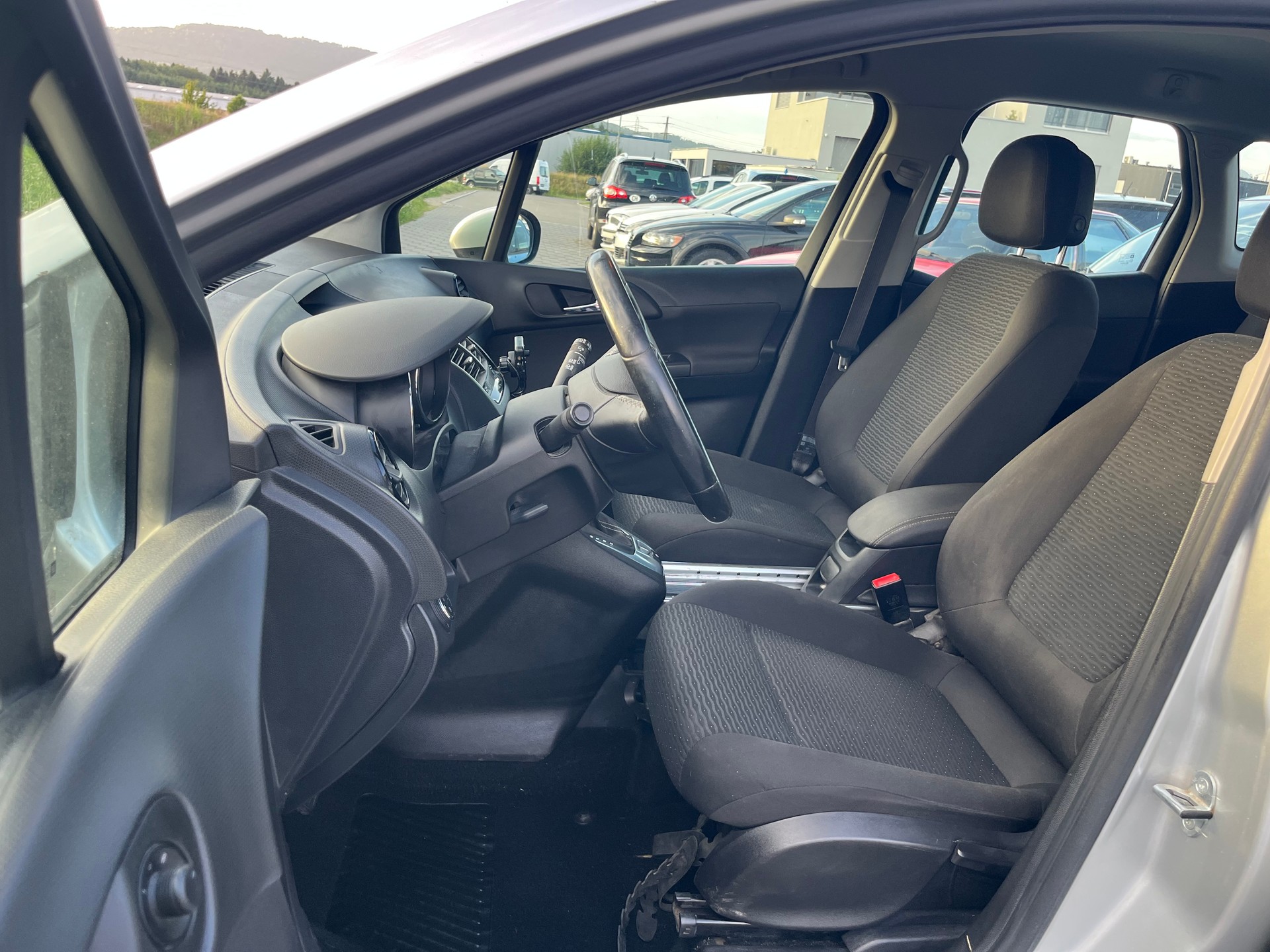 OPEL Meriva 1.4 Turbo Drive Automatic-image-12
