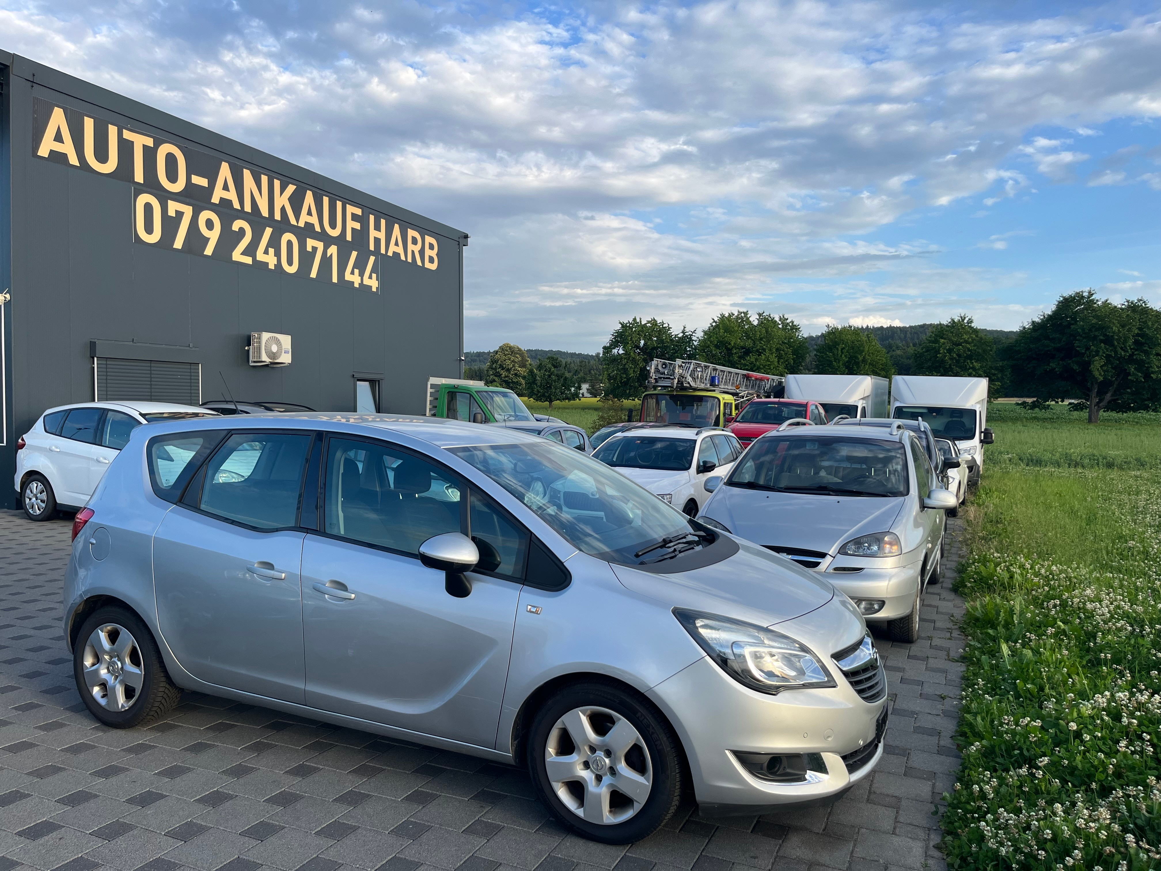 Car photo