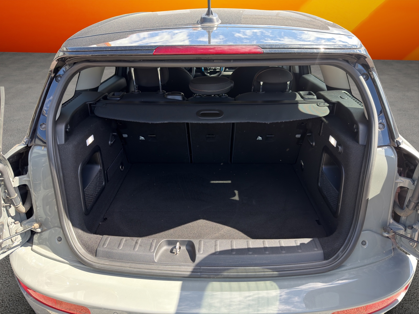 MINI Clubman Cooper Steptronic-image-12