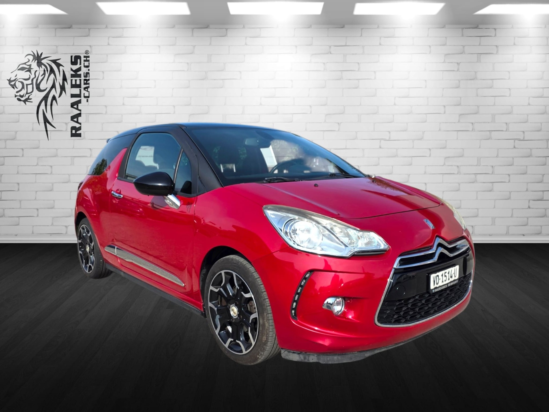 DS AUTOMOBILES DS3 1.6 THP Ultra Prestige-showroom-element-1