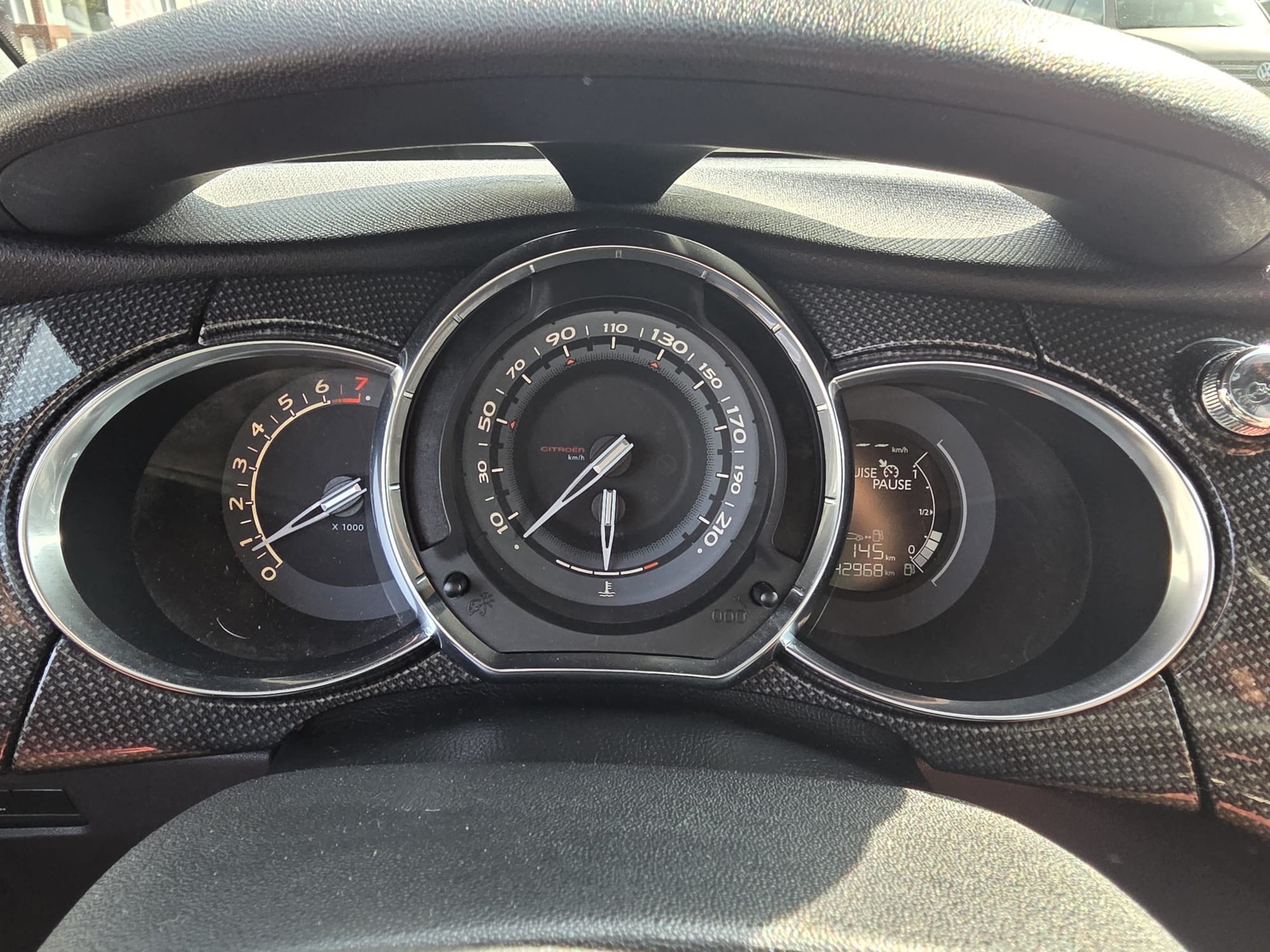 DS AUTOMOBILES DS3 1.6 THP Ultra Prestige-image-6