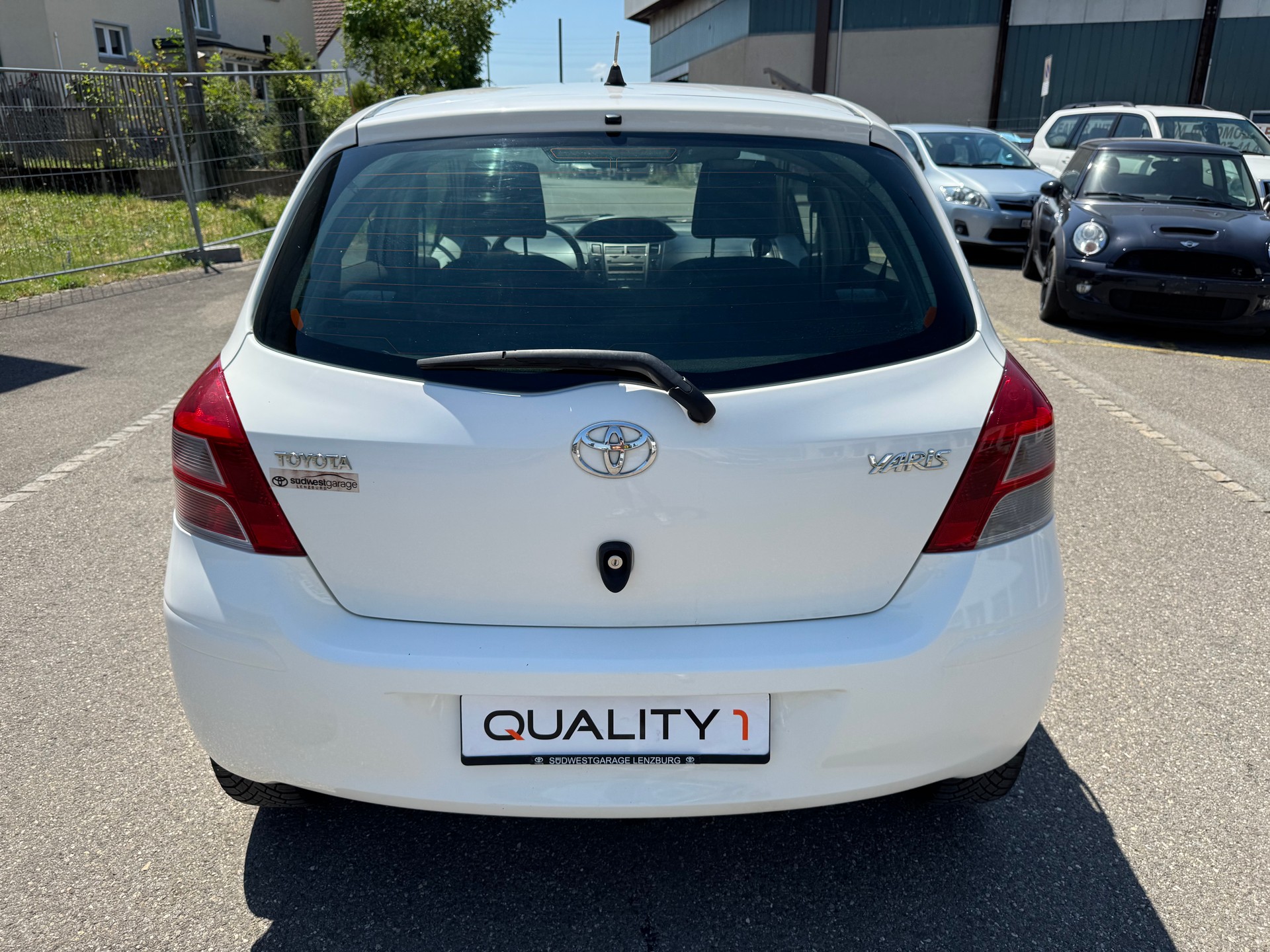 TOYOTA Yaris 1.33 Linea Sol-image-5