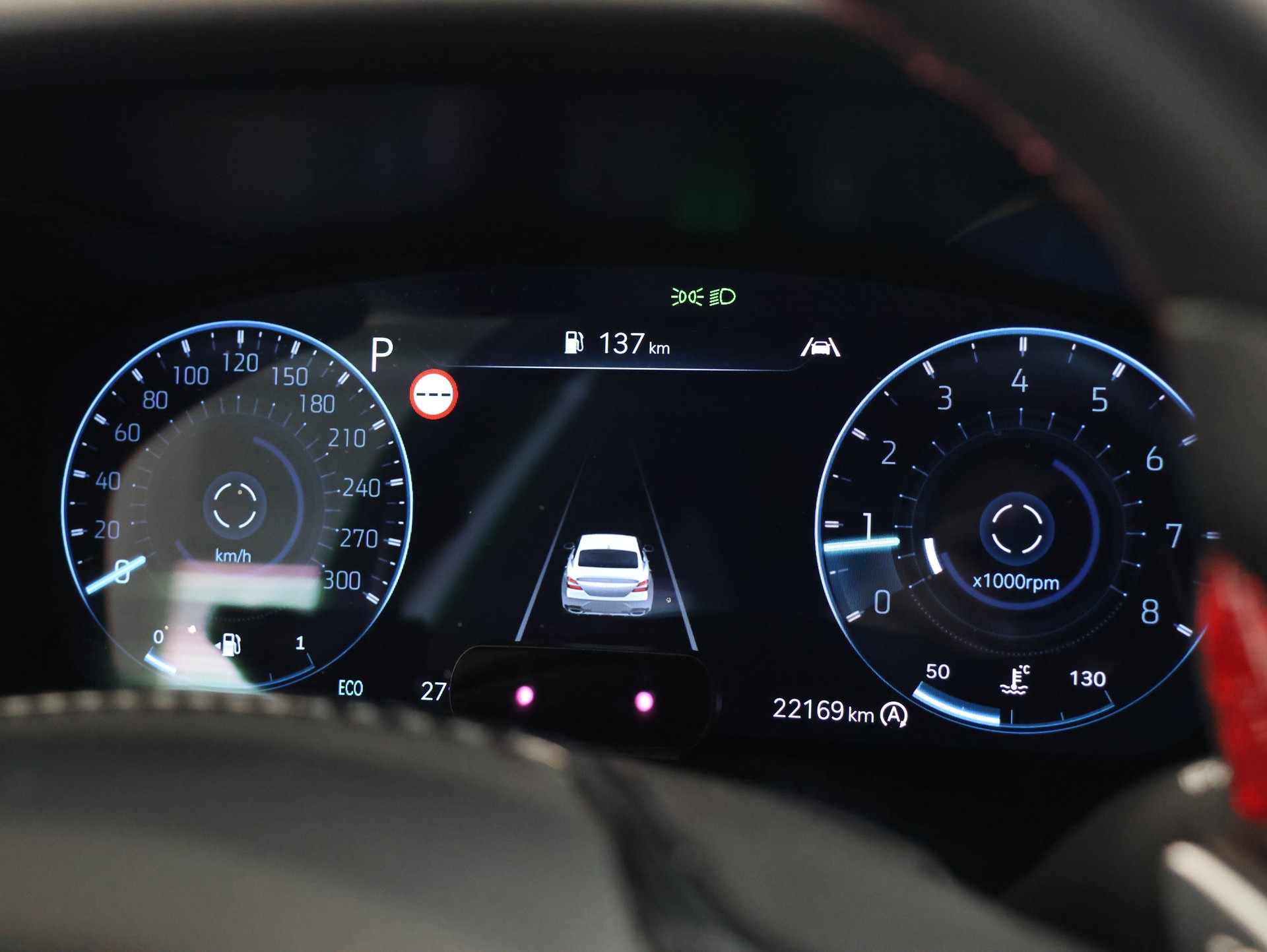GENESIS G70 2.0 TGDI Sport AT8 AWD *Panorama* *360 Kamera*-image-21
