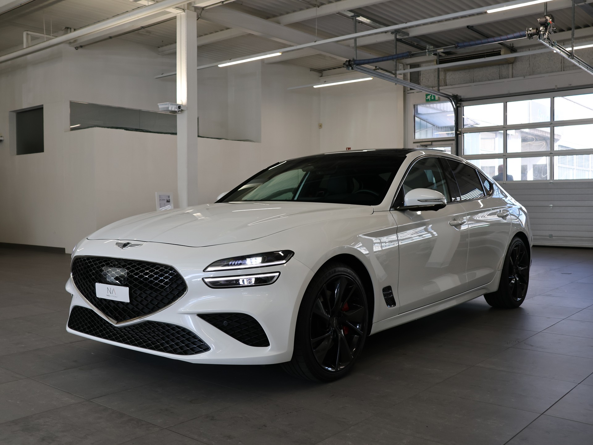 GENESIS G70 2.0 TGDI Sport AT8 AWD *Panorama* *360 Kamera*-image-3