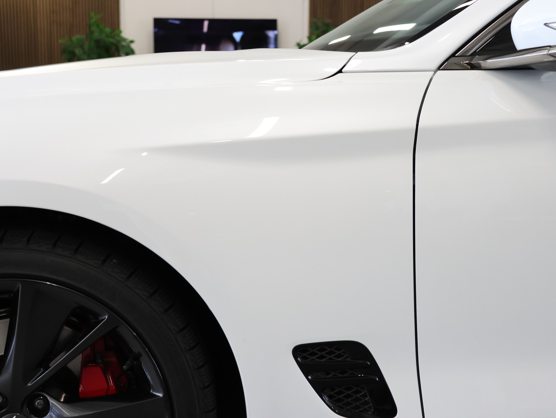 GENESIS G70 2.0 TGDI Sport AT8 AWD *Panorama* *360 Kamera*-image-13