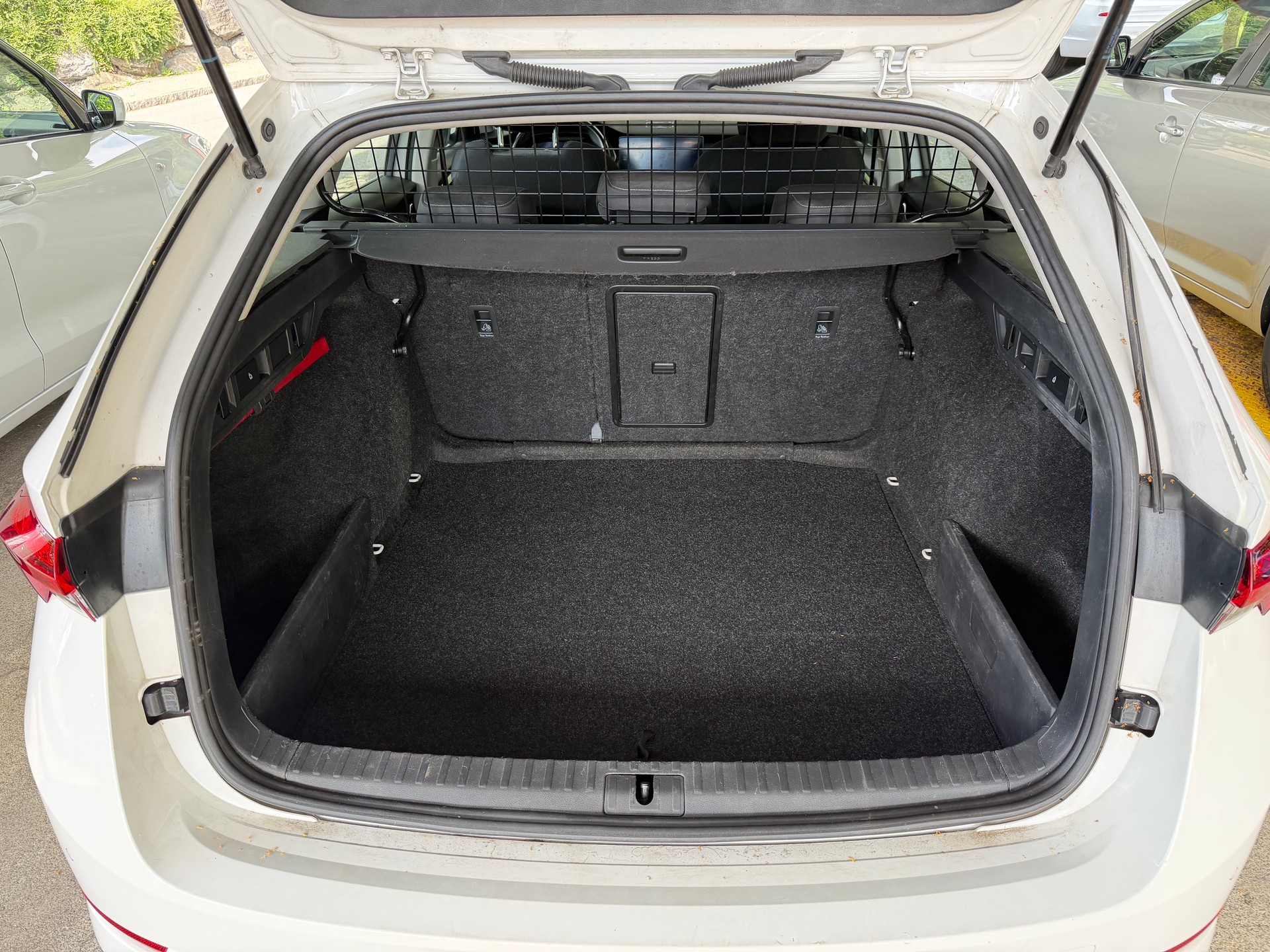 SKODA Octavia Combi 2.0 TDI DSG Ambition 4x4-image-9