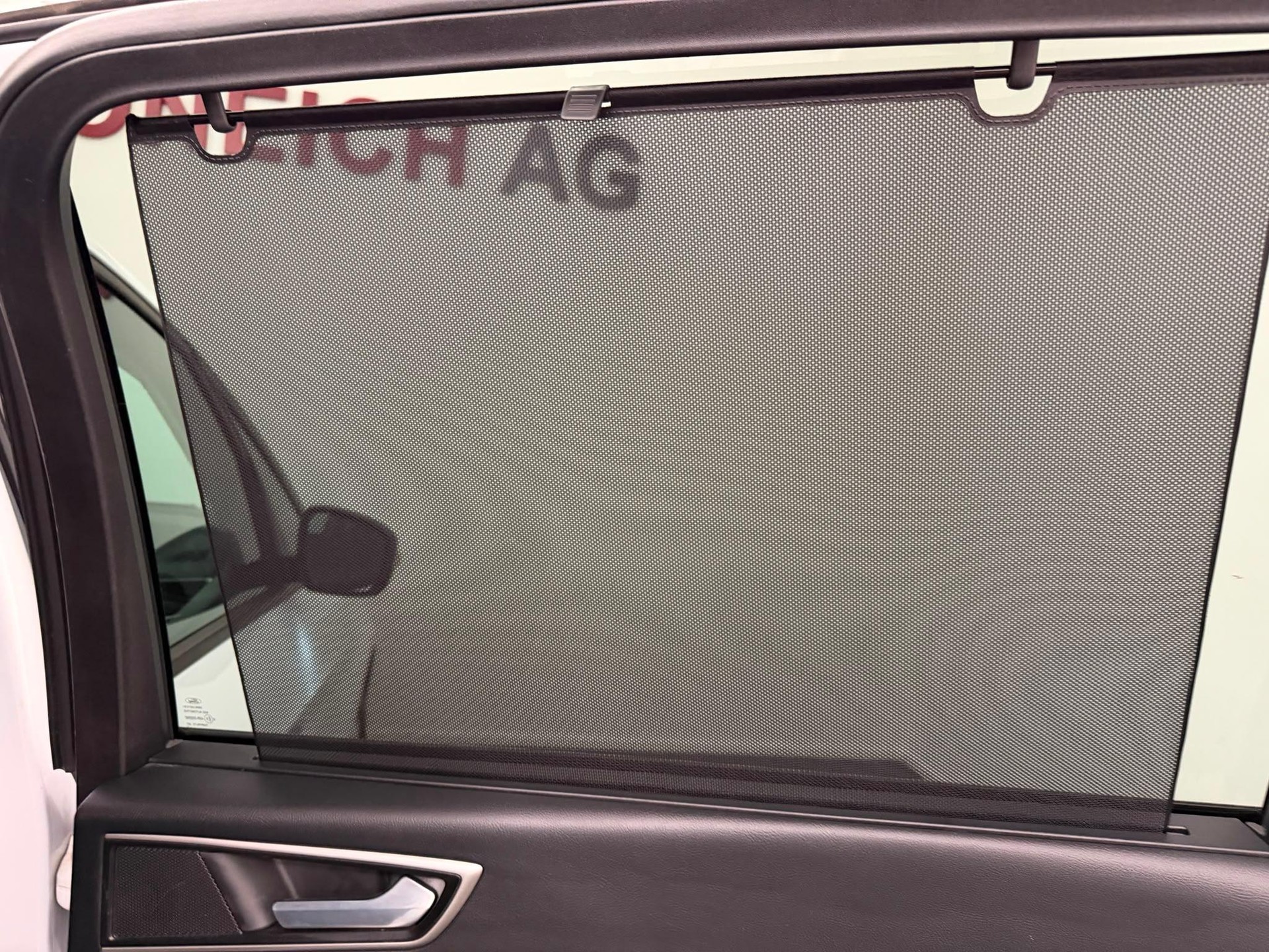 FORD Galaxy 2.5 Hybrid Trend 7P-image-17
