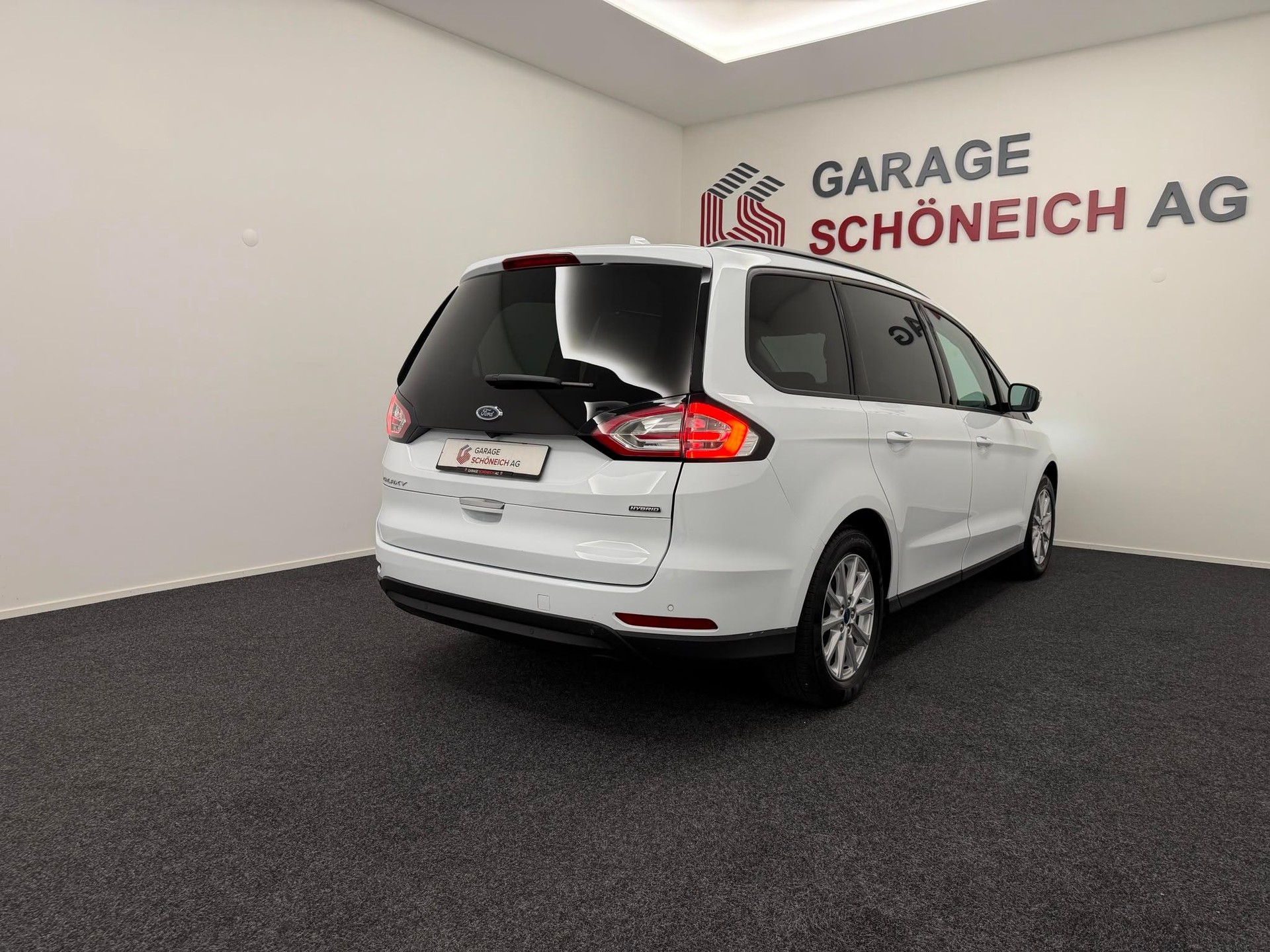 FORD Galaxy 2.5 Hybrid Trend 7P-image-4