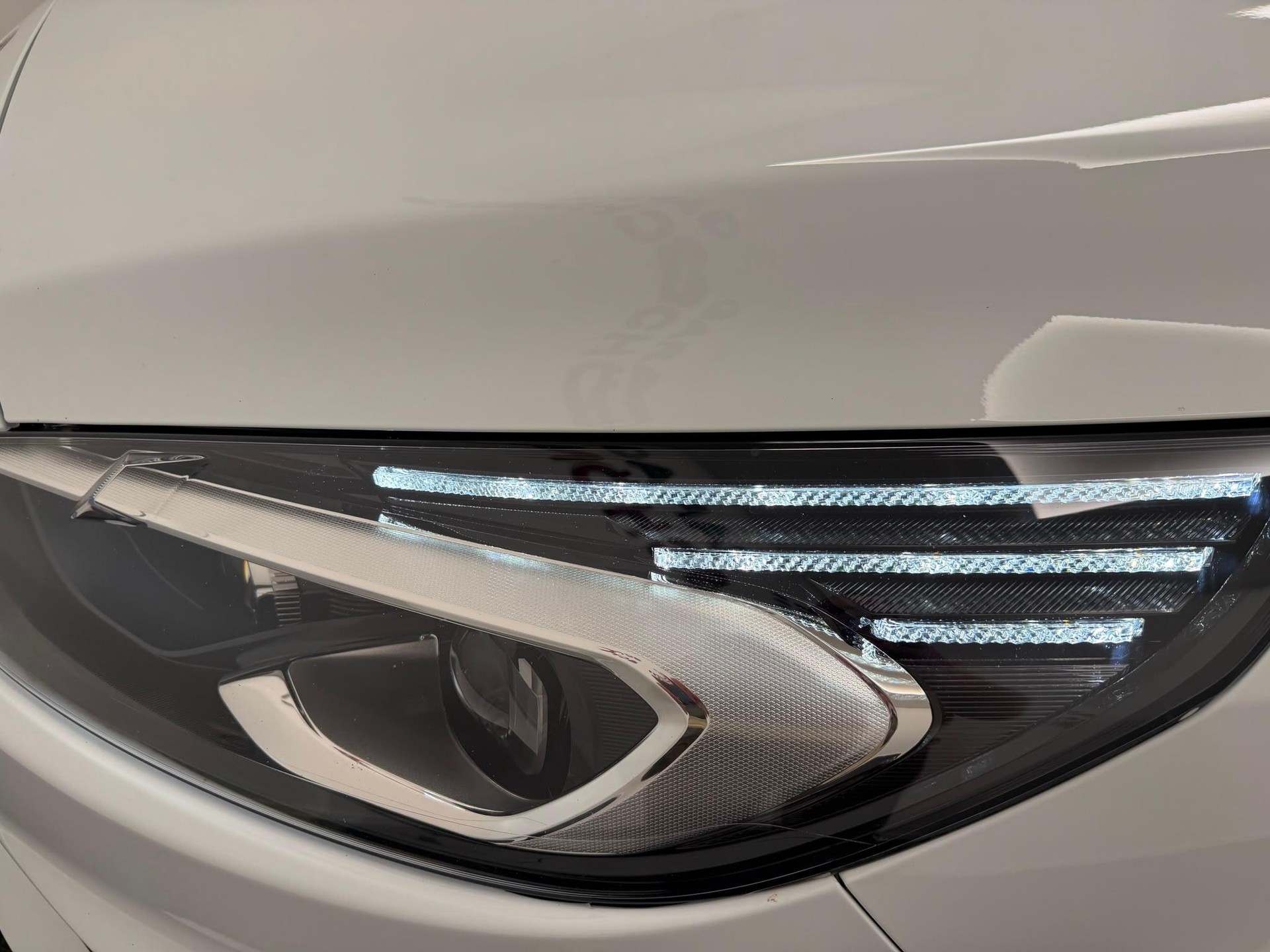 FORD Galaxy 2.5 Hybrid Trend 7P-image-7