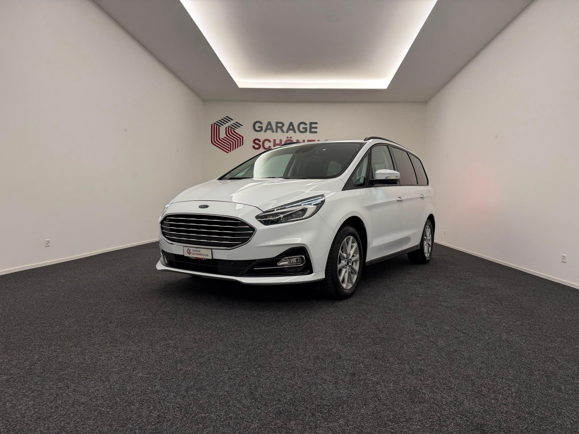 FORD Galaxy 2.5 Hybrid Trend 7P-image-0