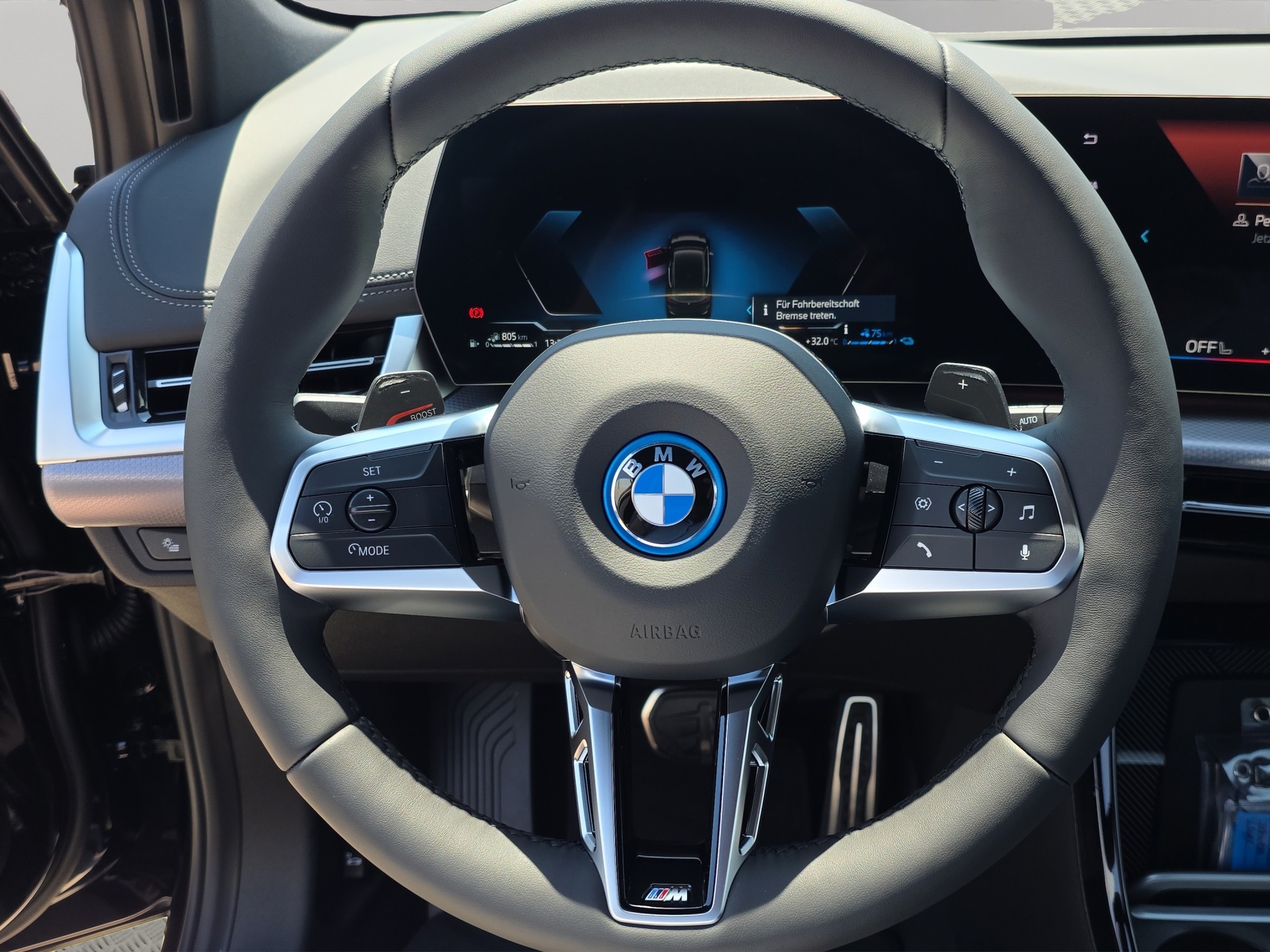 BMW 225e xDrive Active Tourer-image-9