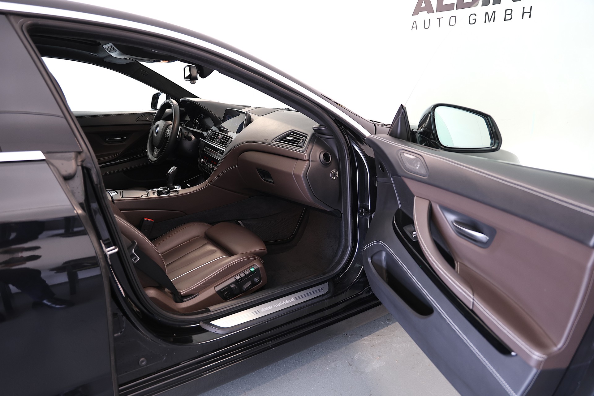 BMW 640i Gran Coupé xDrive *Individual*-image-12