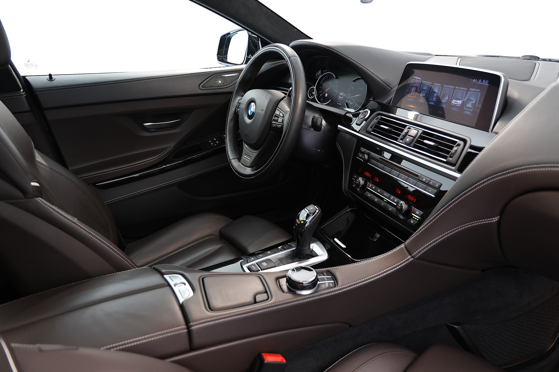 BMW 640i Gran Coupé xDrive *Individual*-image-14