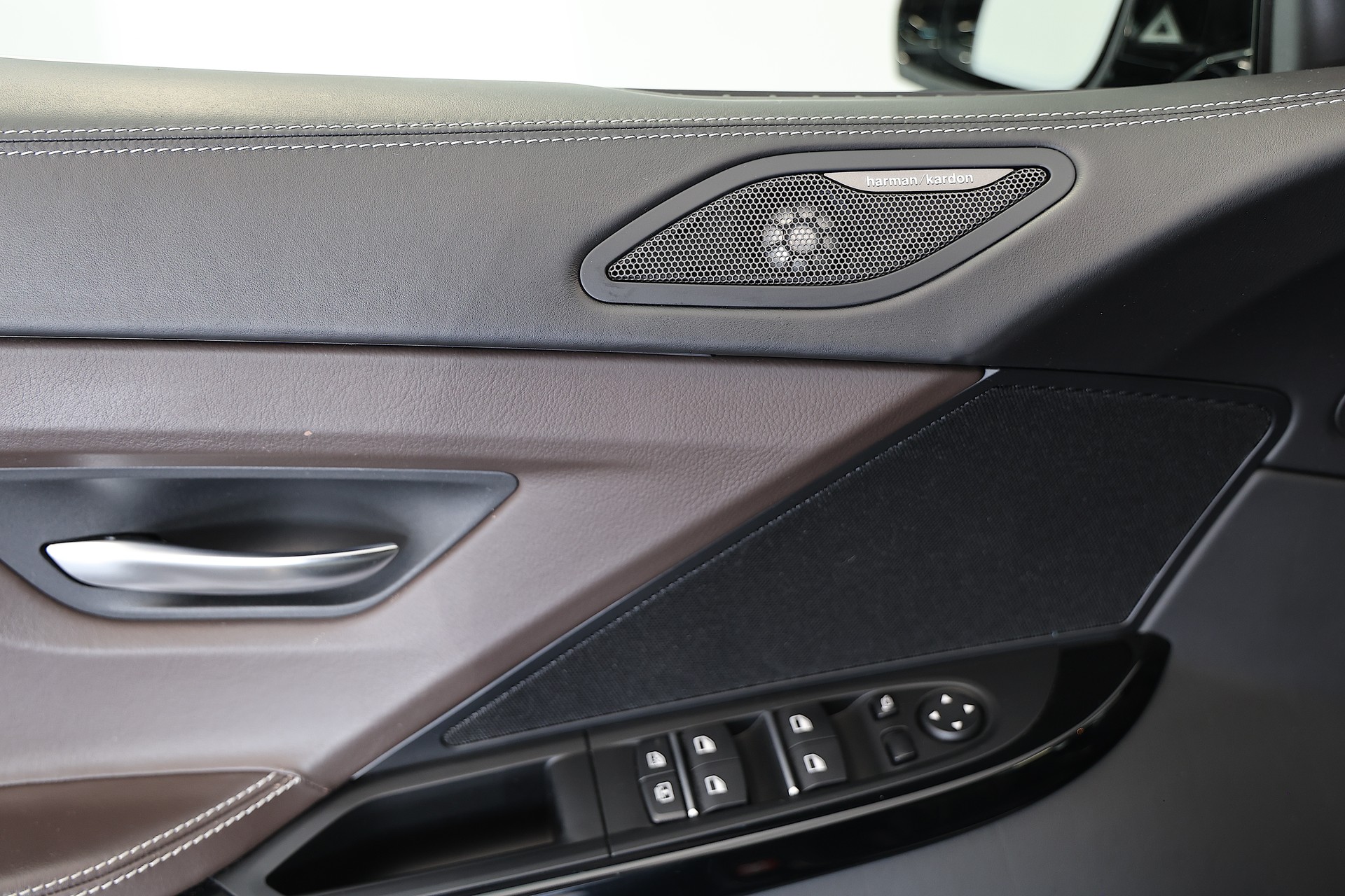 BMW 640i Gran Coupé xDrive *Individual*-image-15