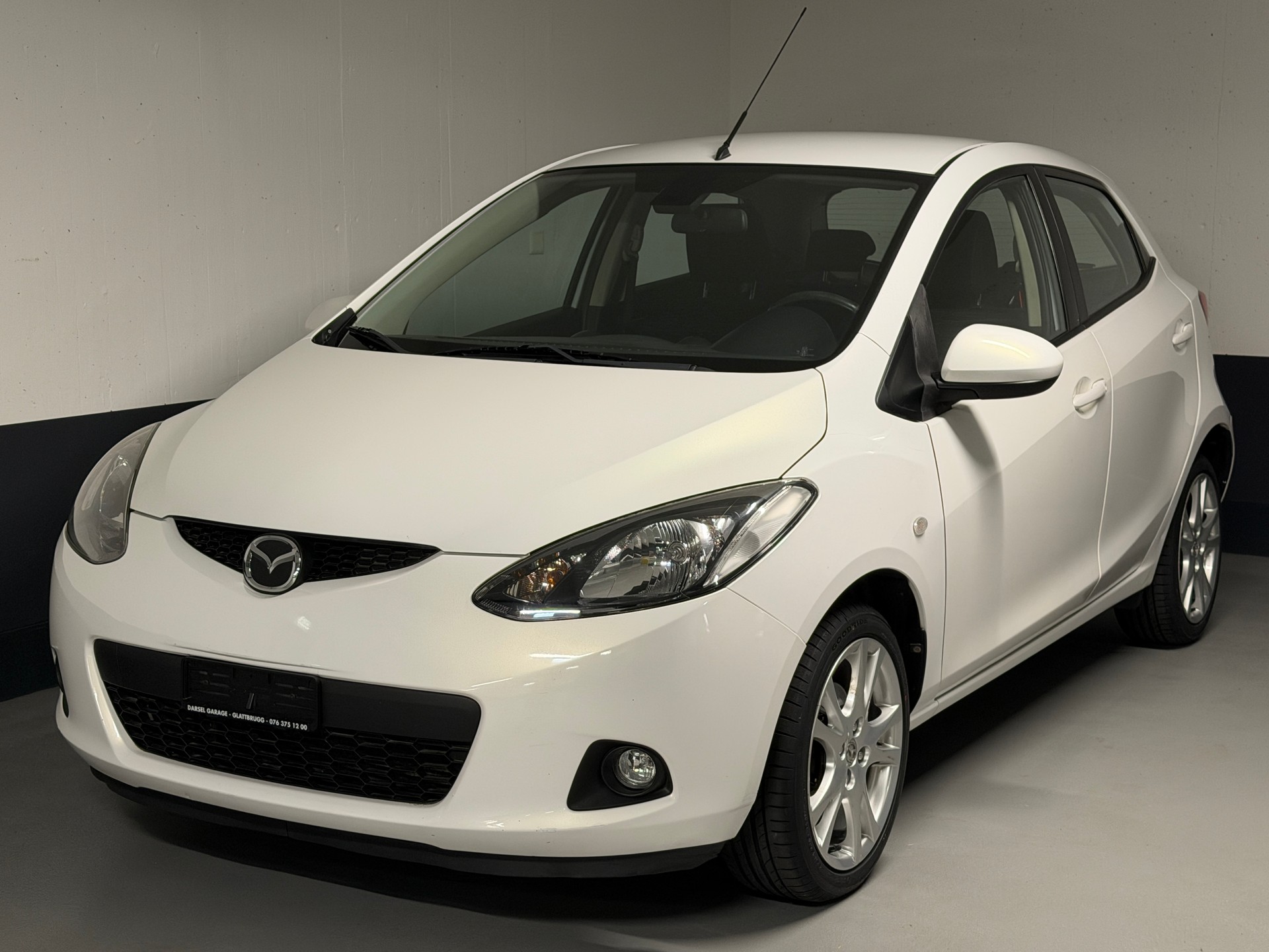 MAZDA 2 1.3i 16V Exclusive-image-0