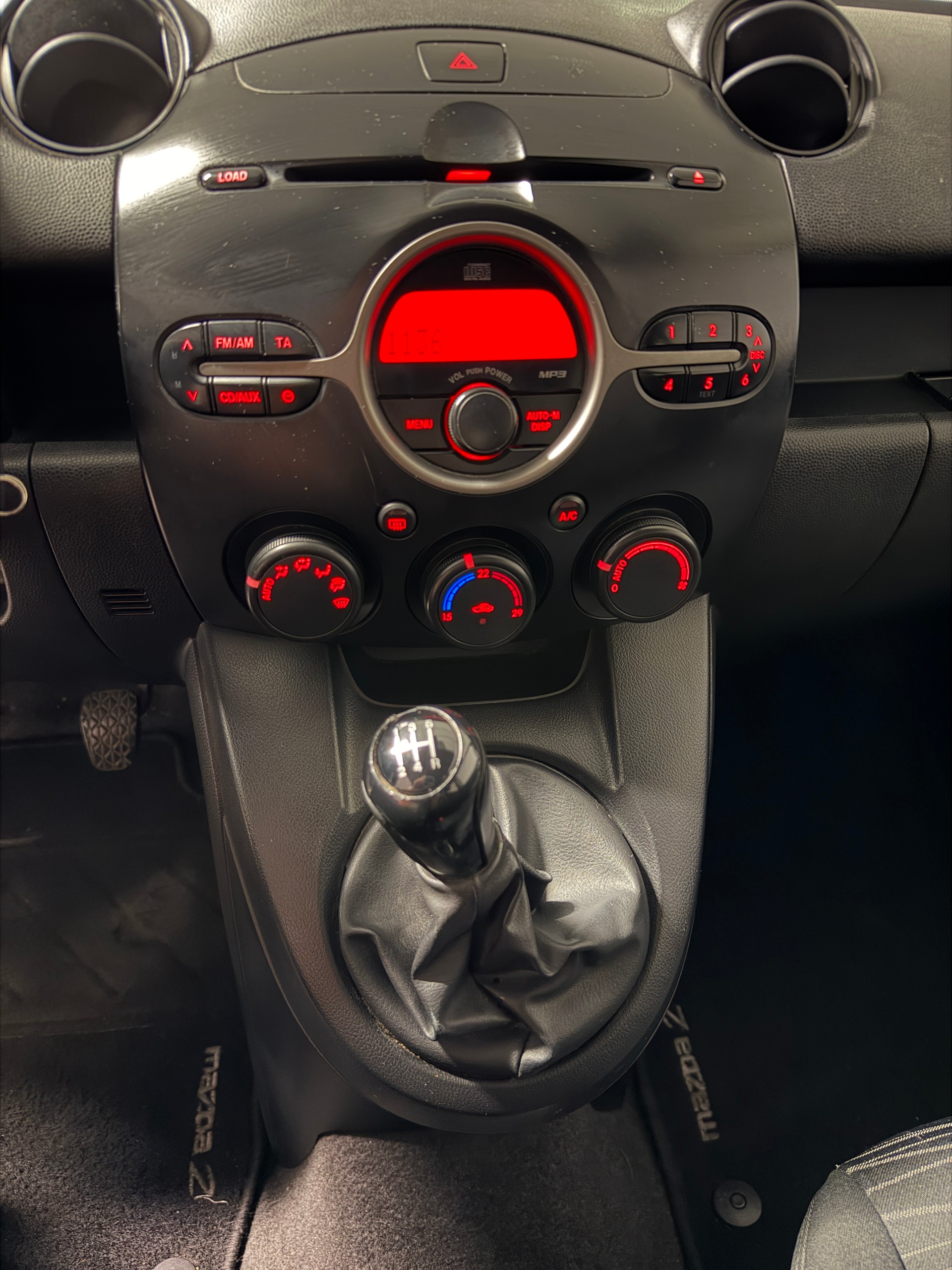 MAZDA 2 1.3i 16V Exclusive-image-9