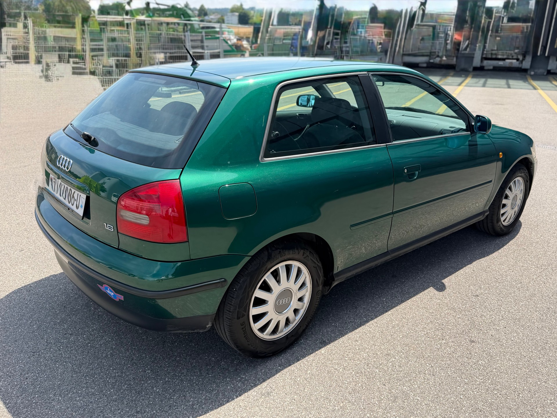 AUDI A3 1.6 Ambition-image-4