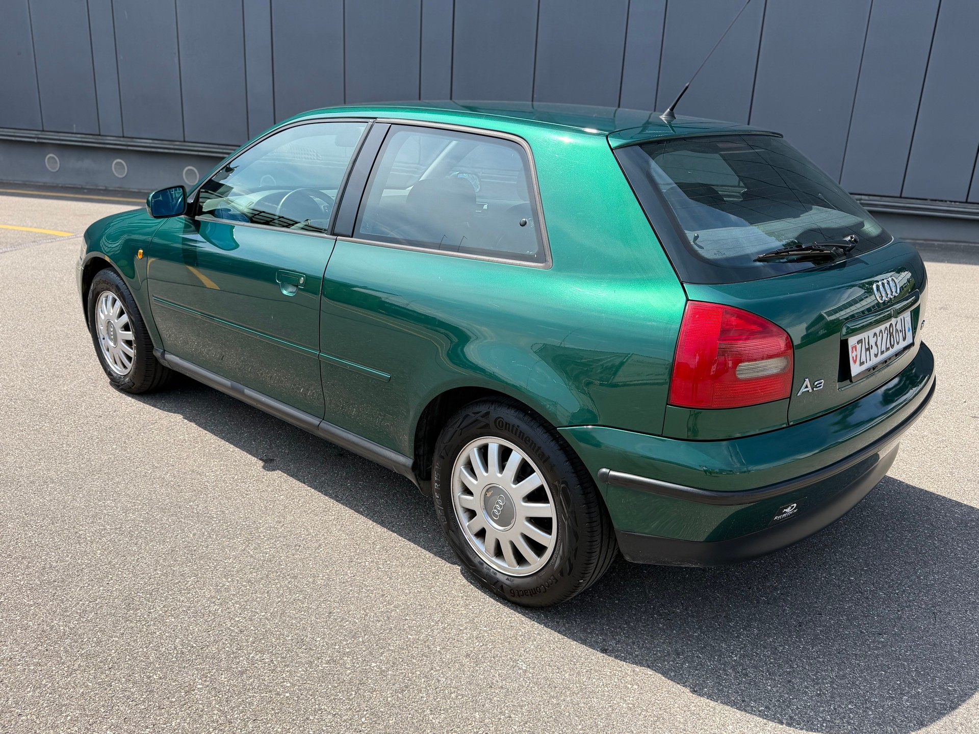 AUDI A3 1.6 Ambition-image-6