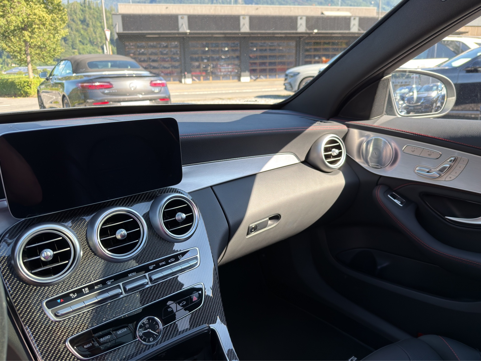 MERCEDES-BENZ C 43 AMG 4Matic 9G-Tronic-image-9
