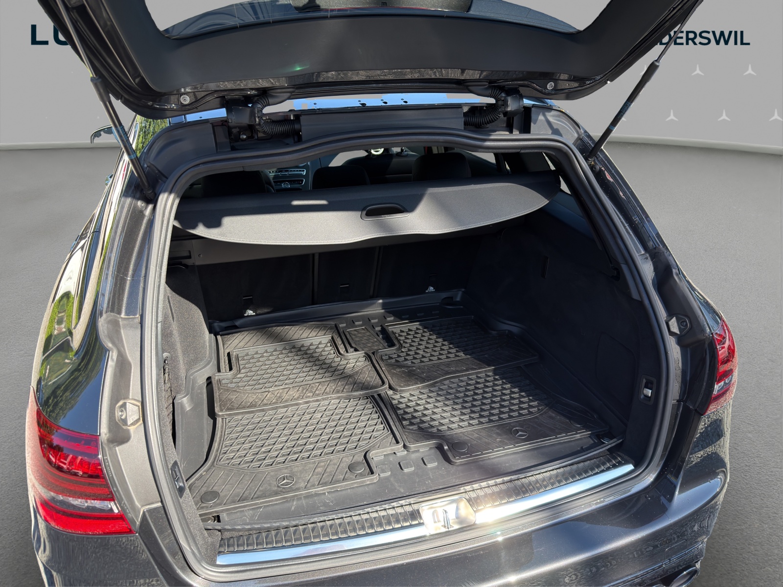 MERCEDES-BENZ C 43 AMG 4Matic 9G-Tronic-image-12
