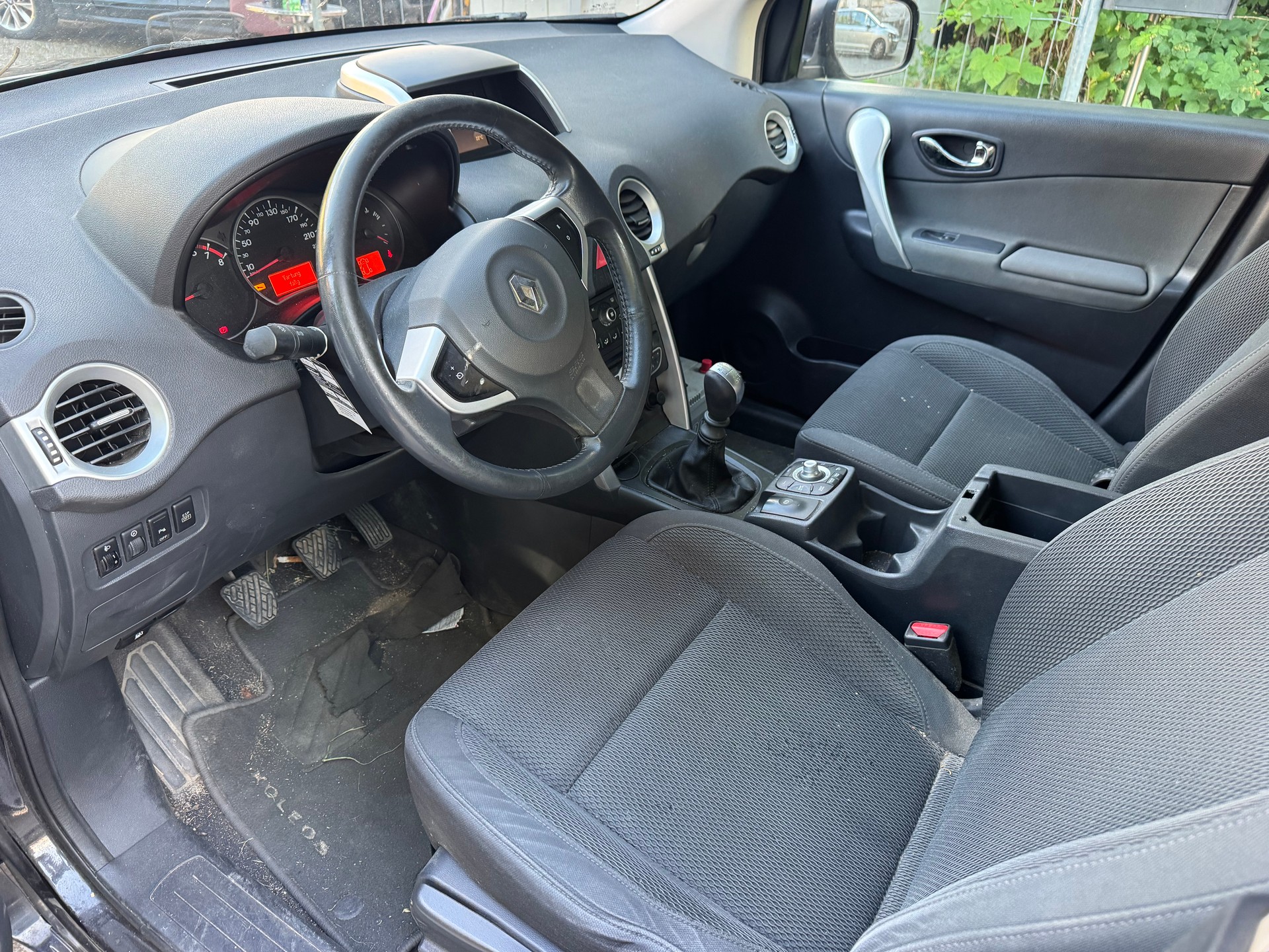RENAULT Koleos 2.5 Exception 4x4-image-4
