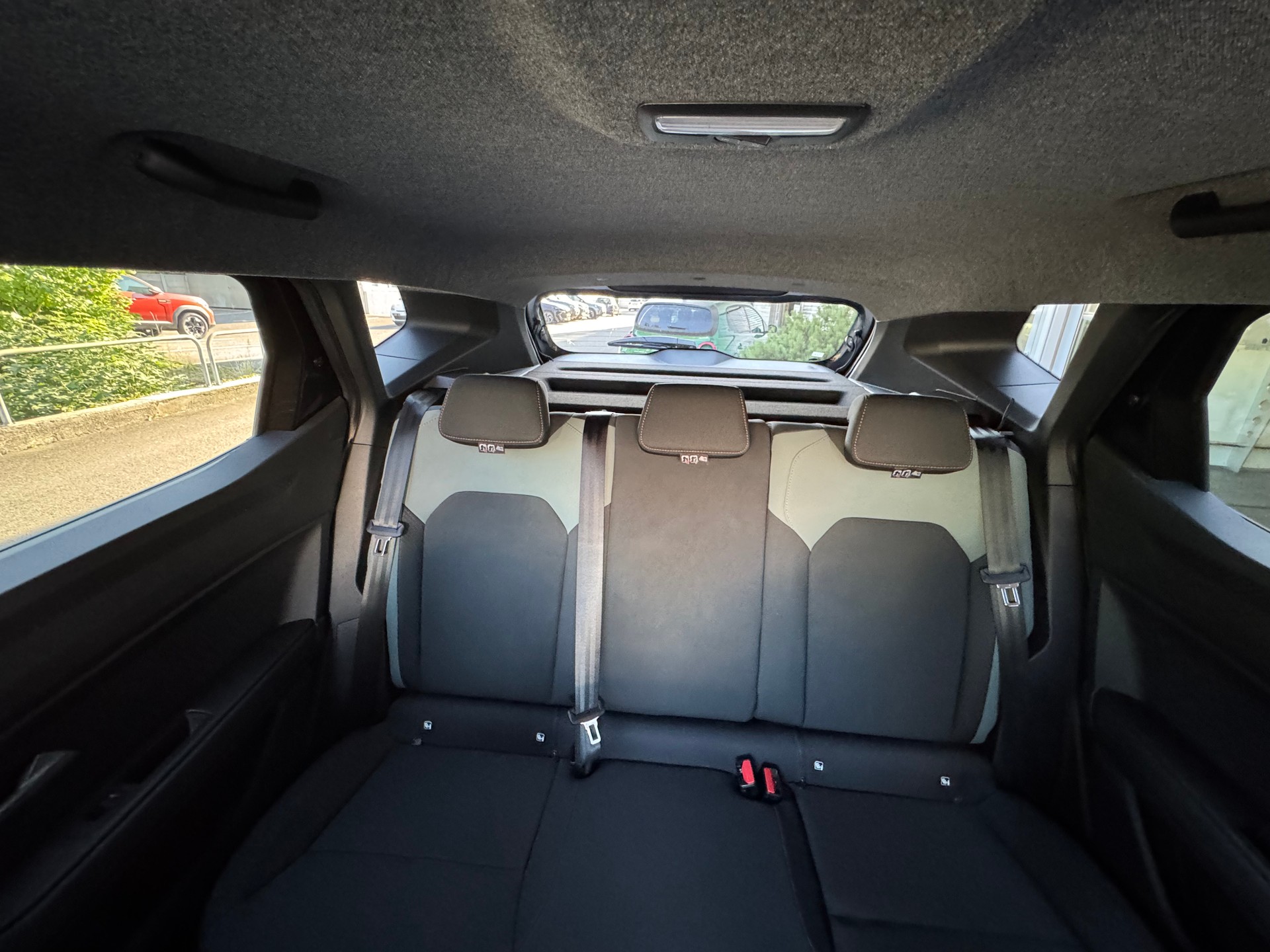 DACIA Duster TCe 150 48V Extreme 4x4-image-15