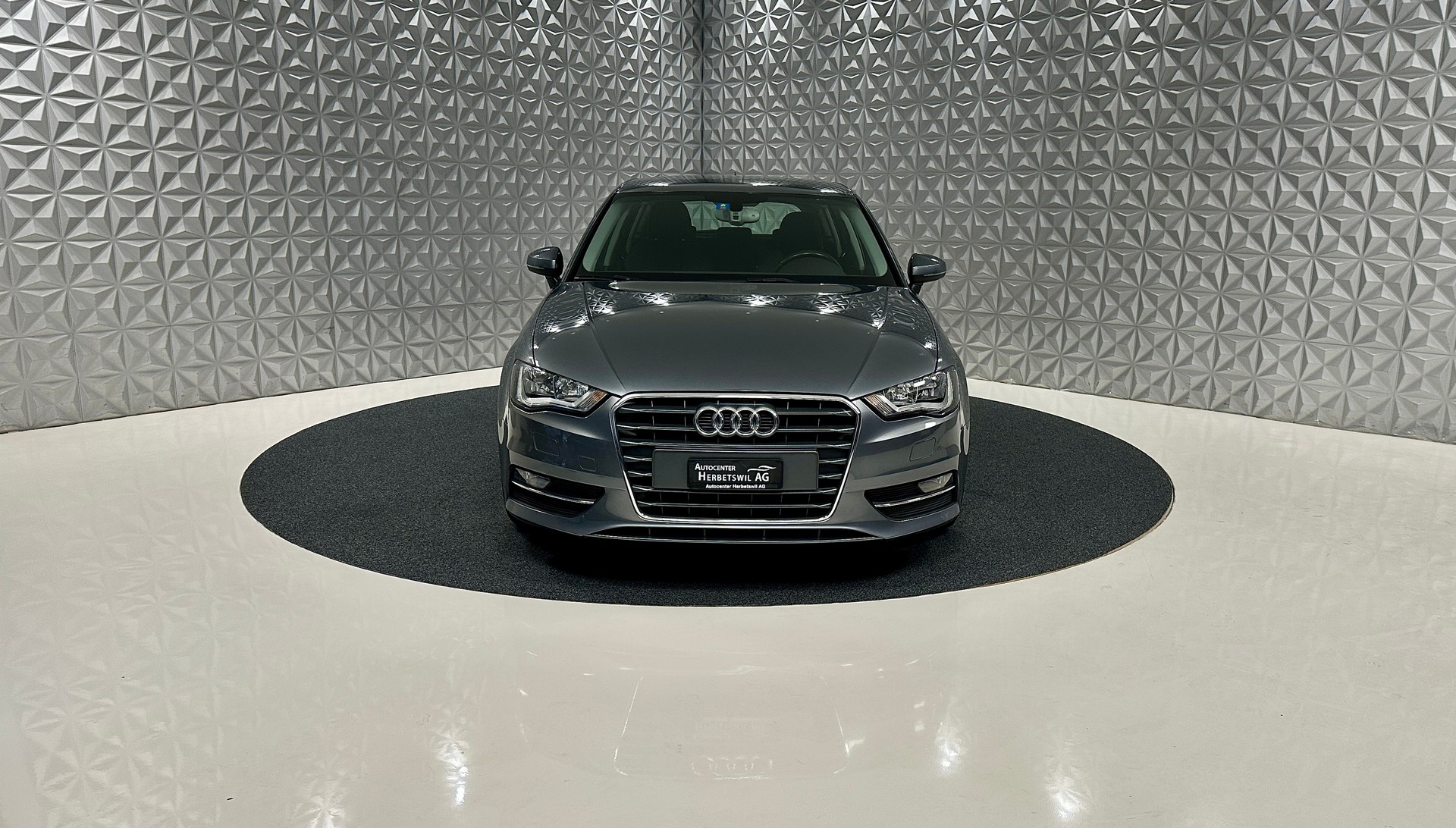 AUDI A3 Sportback 1.4 TFSI Ambition S-tronic-image-1