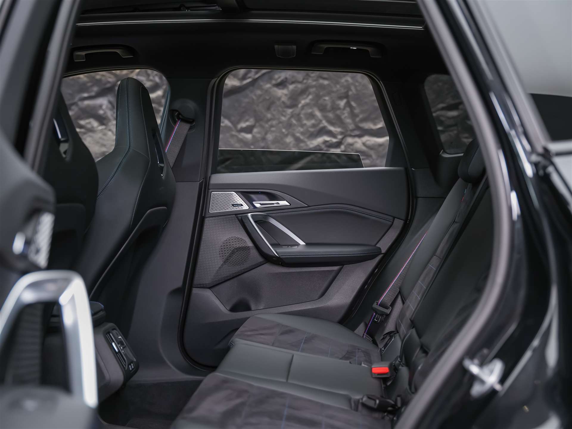 BMW X1 xDrive M35i *Panorama*El. Sitze mit Memory*Head Up Display*-image-15