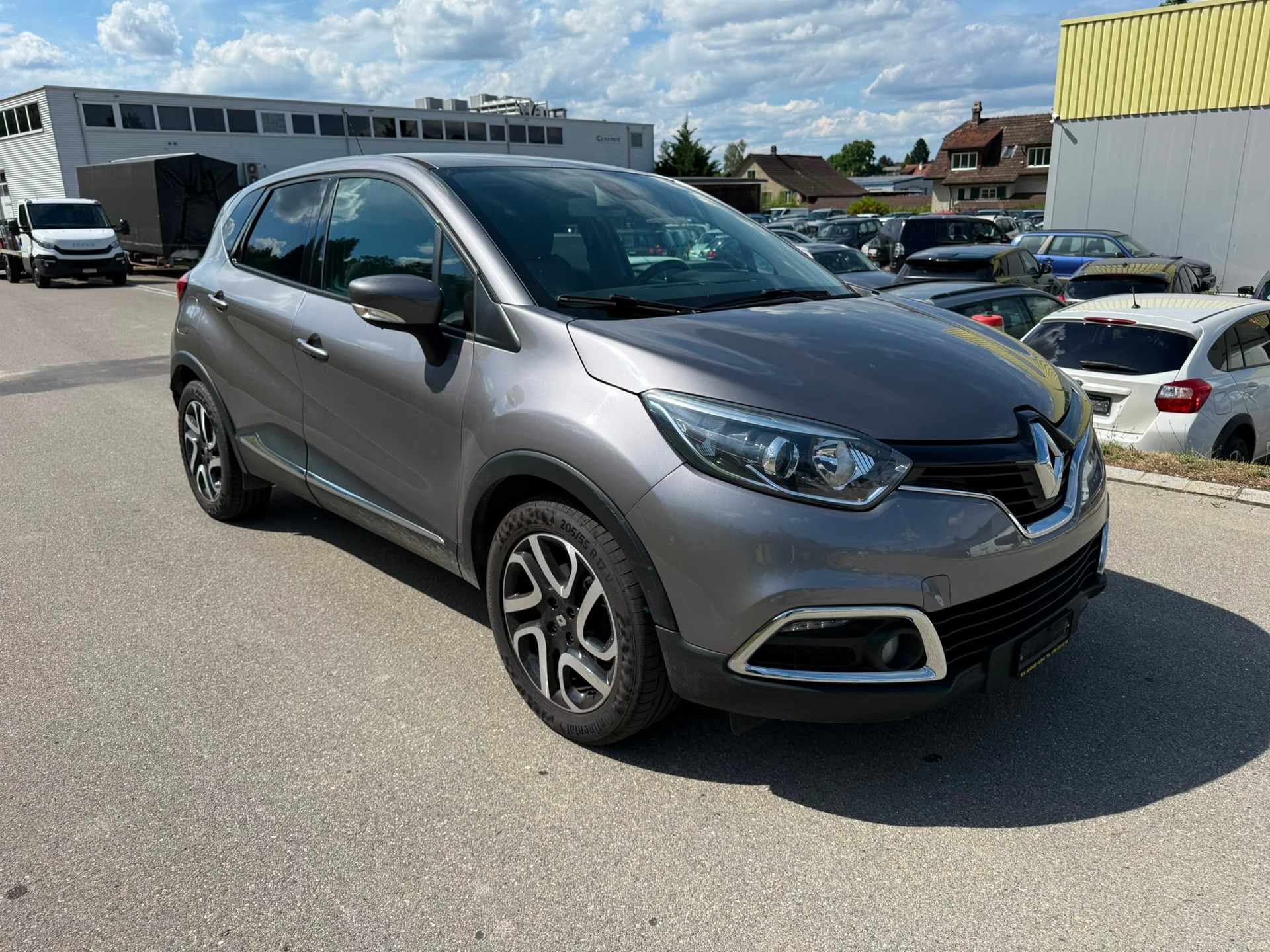 RENAULT Captur 1.2 T Helly Hansen EDC-image-2