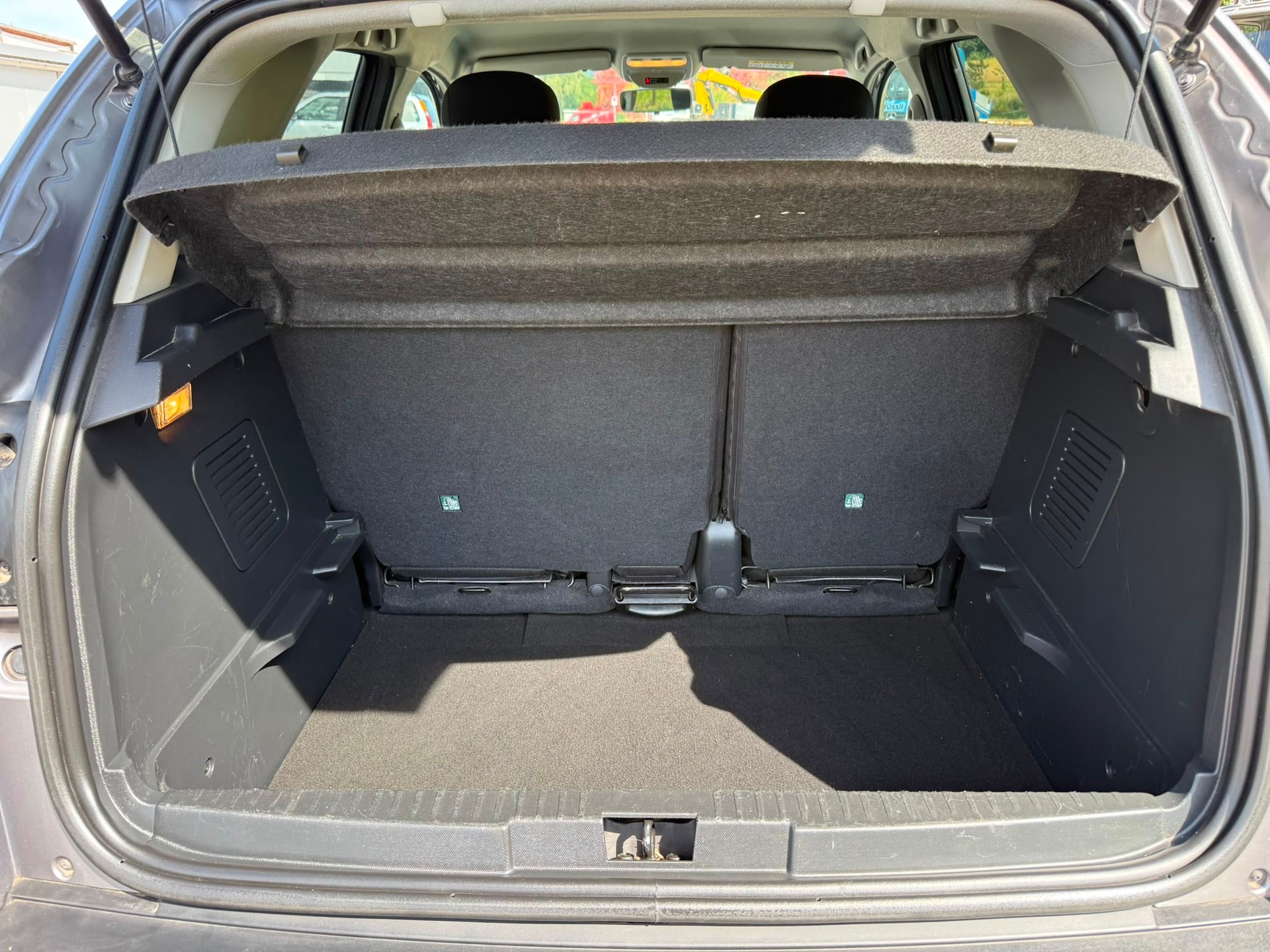 RENAULT Captur 1.2 T Helly Hansen EDC-image-10