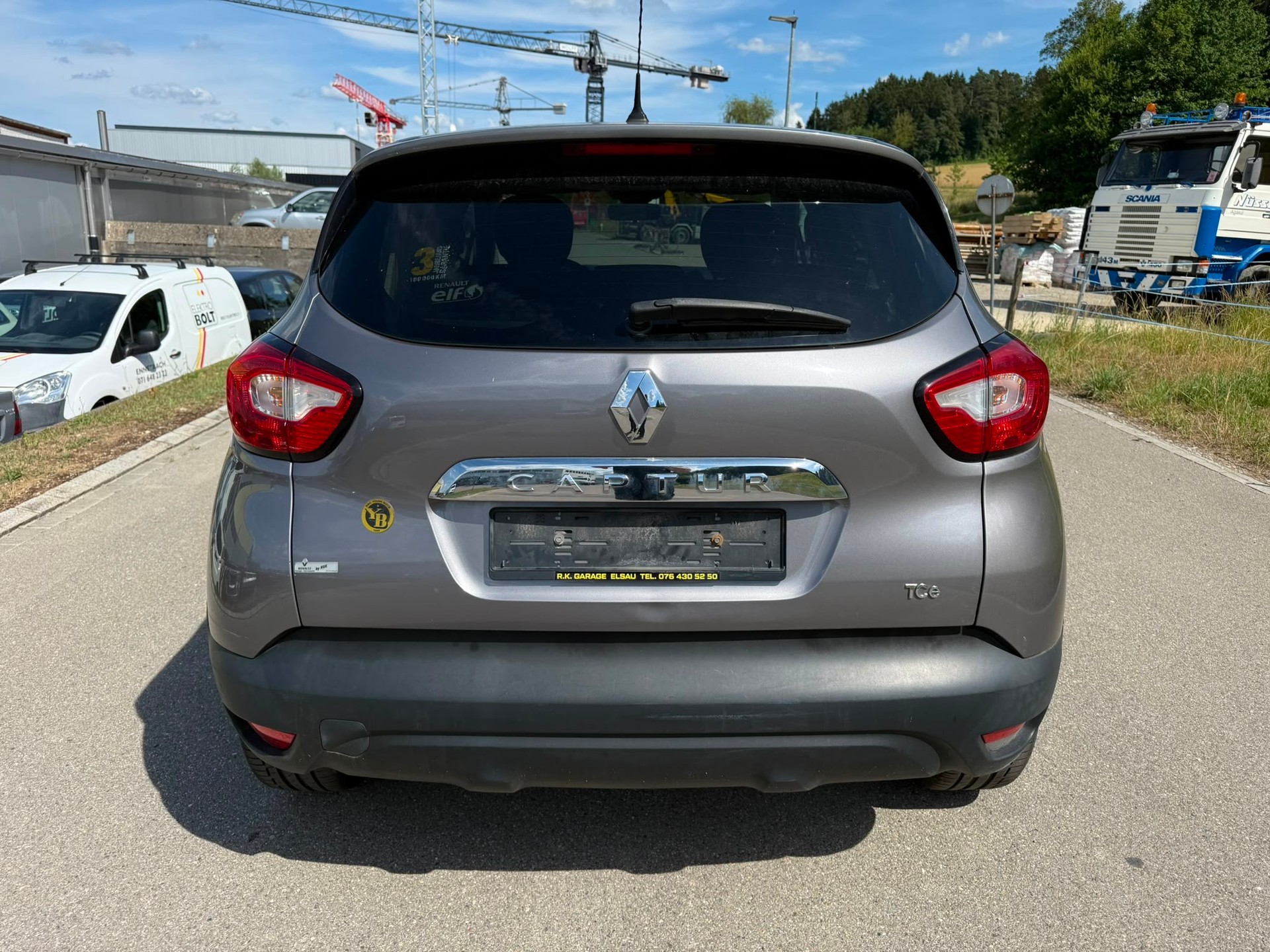 RENAULT Captur 1.2 T Helly Hansen EDC-image-7