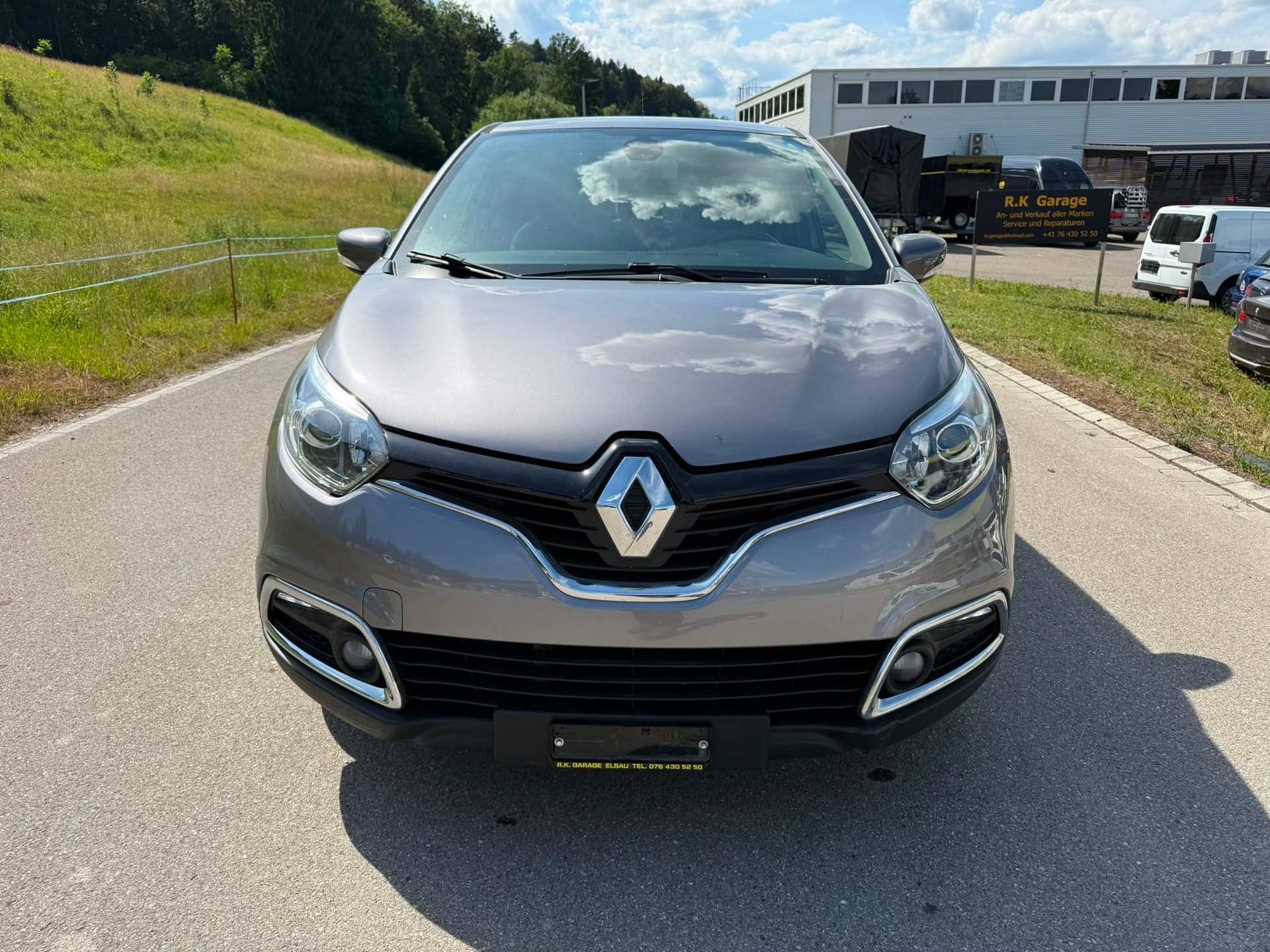 RENAULT Captur 1.2 T Helly Hansen EDC-image-3