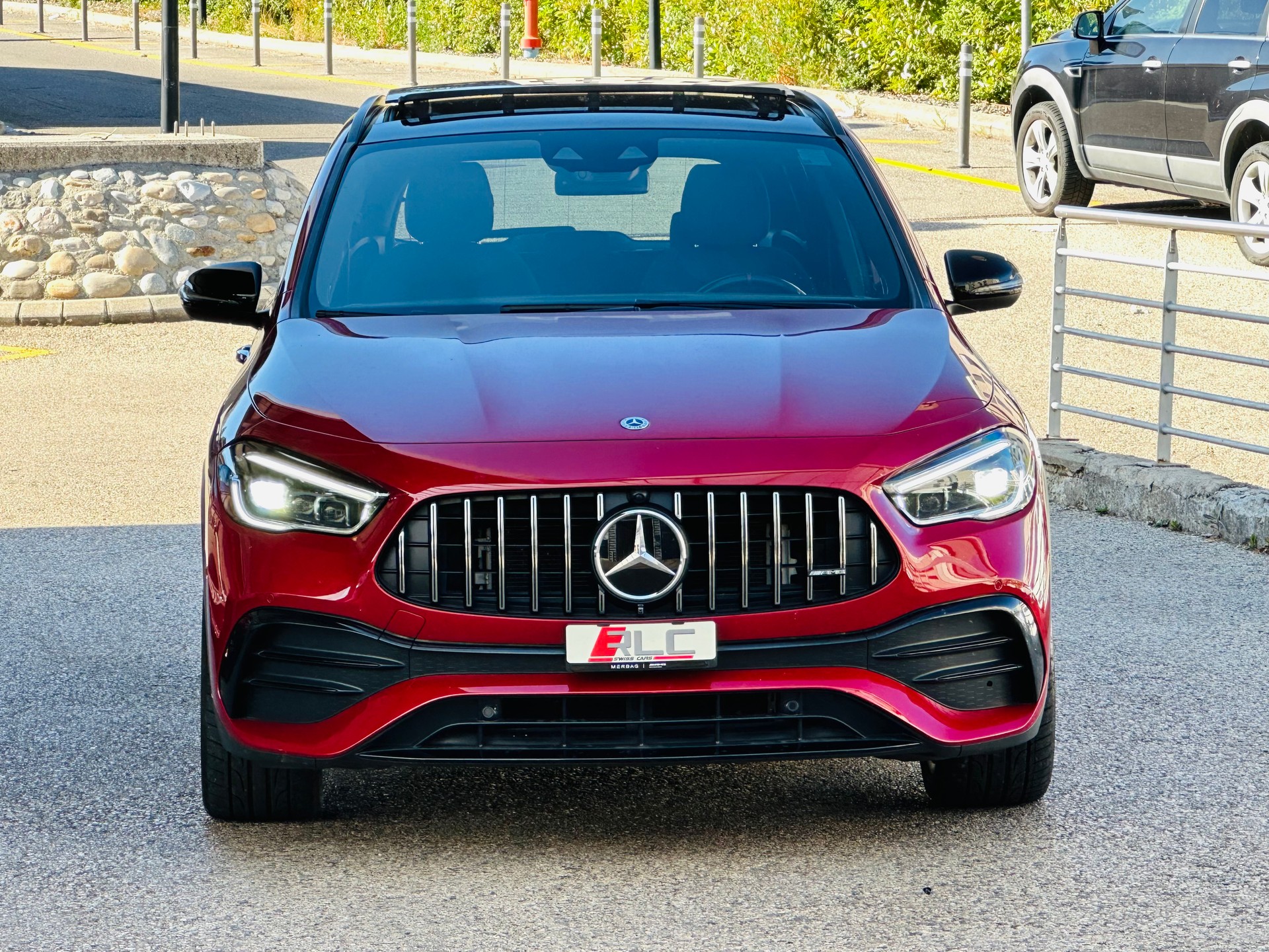 MERCEDES-BENZ GLA 35 AMG 4Matic 8G-Speedshift DCT-image-2