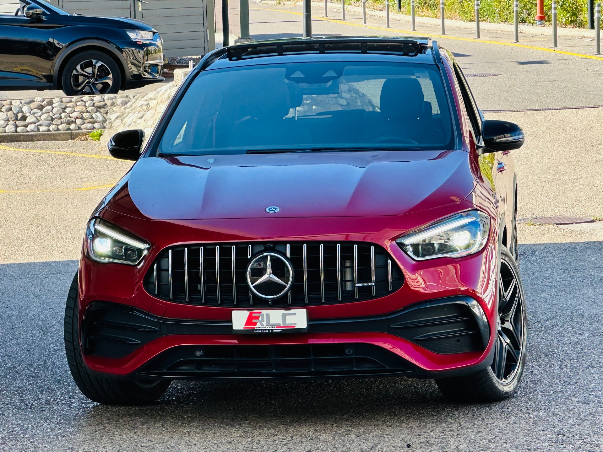 MERCEDES-BENZ GLA 35 AMG 4Matic 8G-Speedshift DCT-image-3