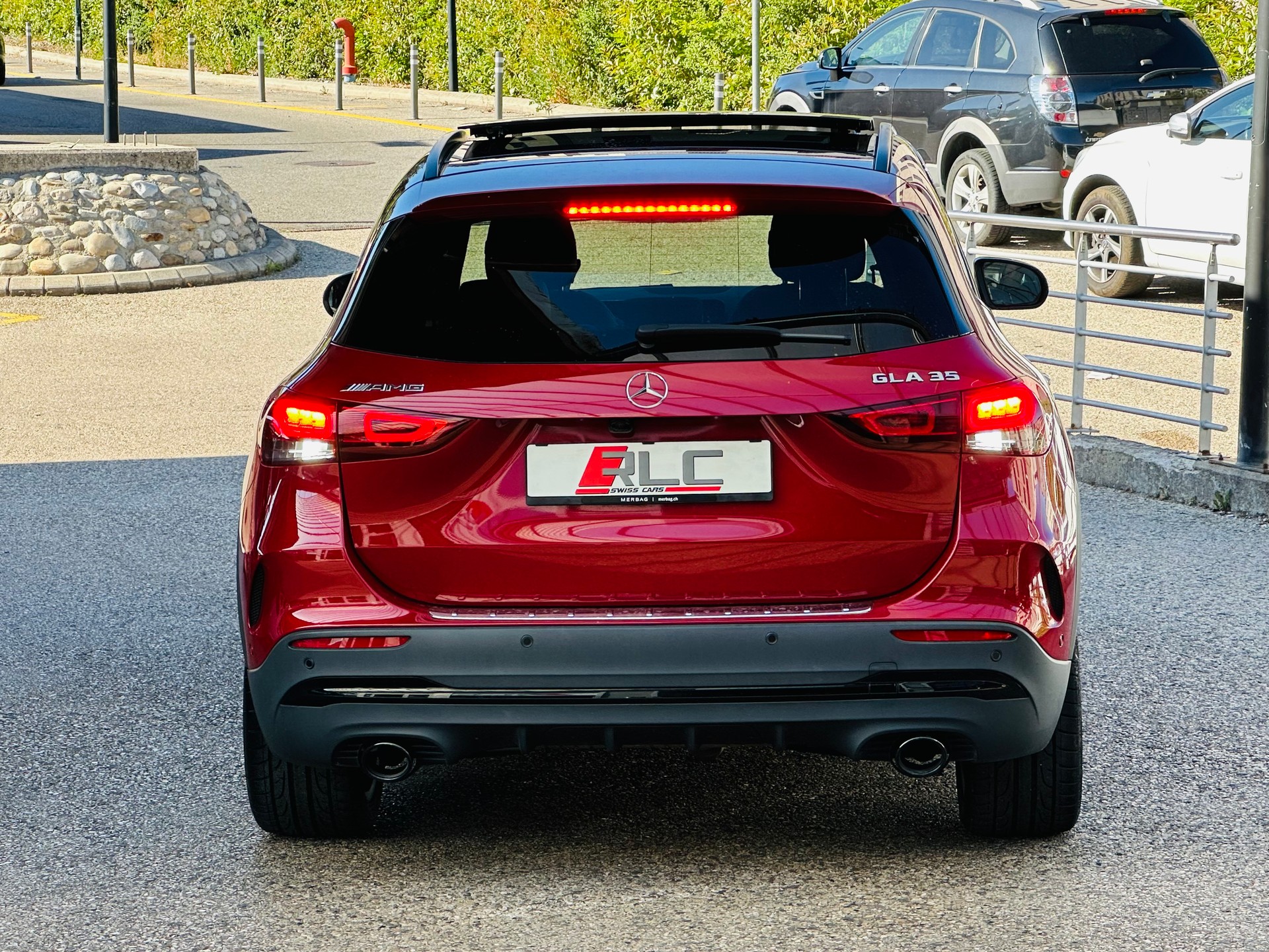 MERCEDES-BENZ GLA 35 AMG 4Matic 8G-Speedshift DCT-image-10